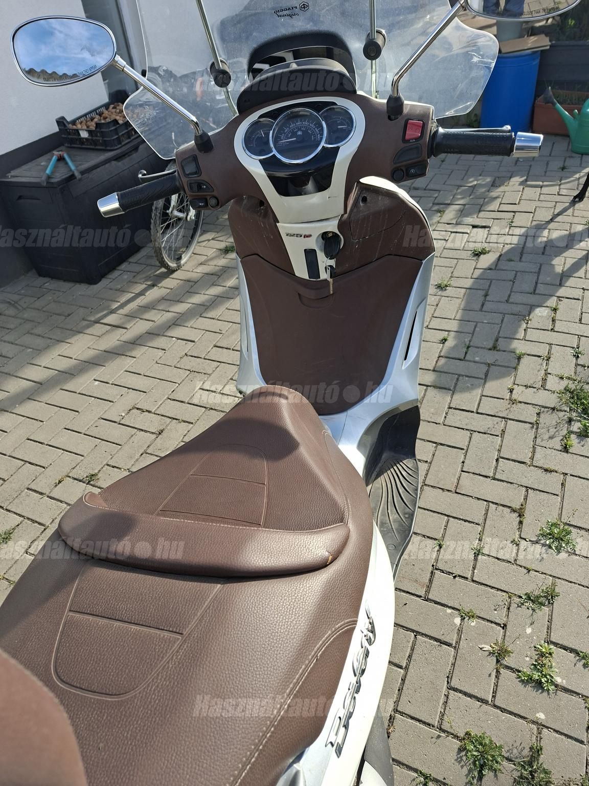 PIAGGIO BEVERLY 125 2012/6 - 1