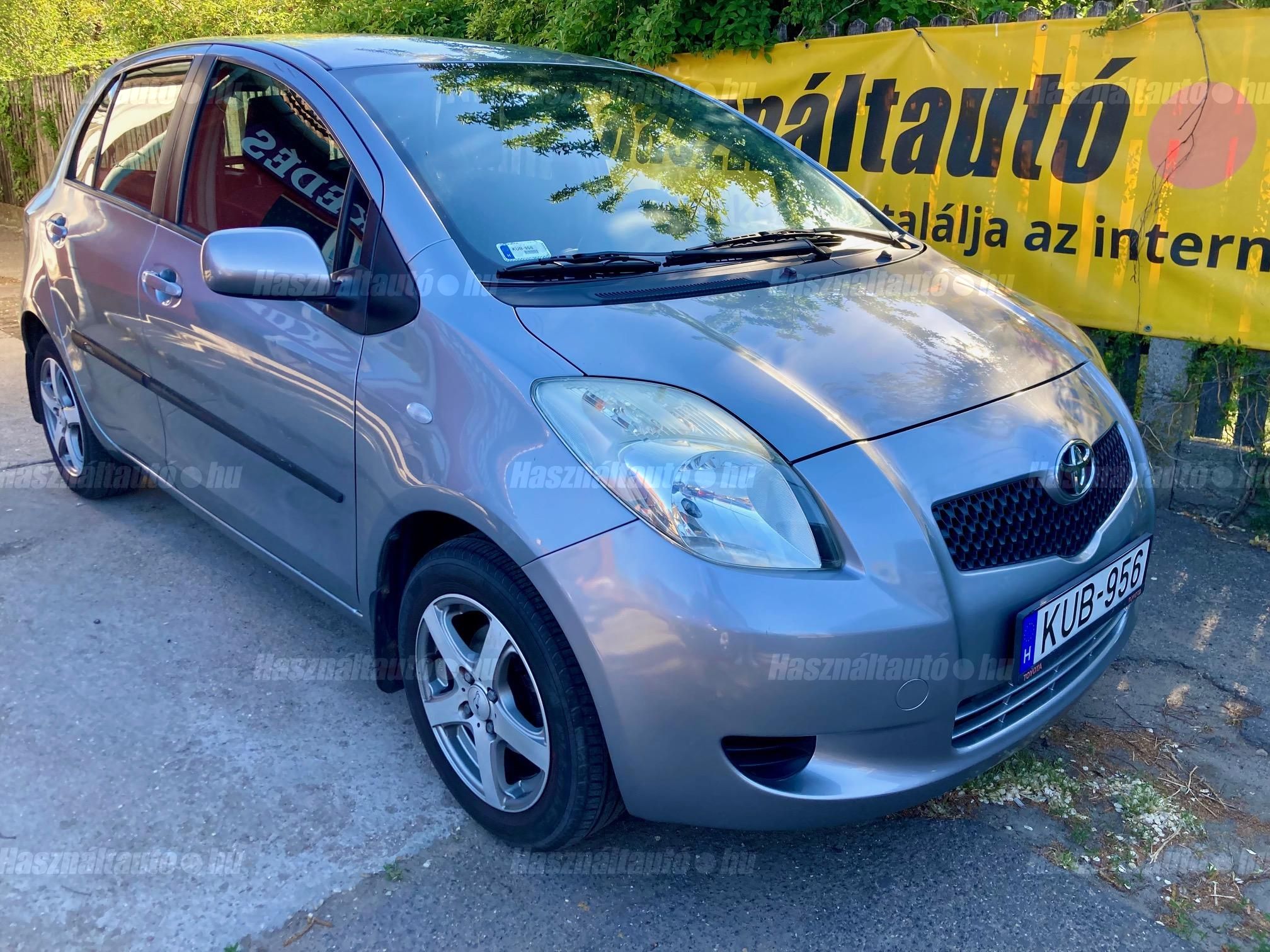 TOYOTA YARIS 2008/8 - 1