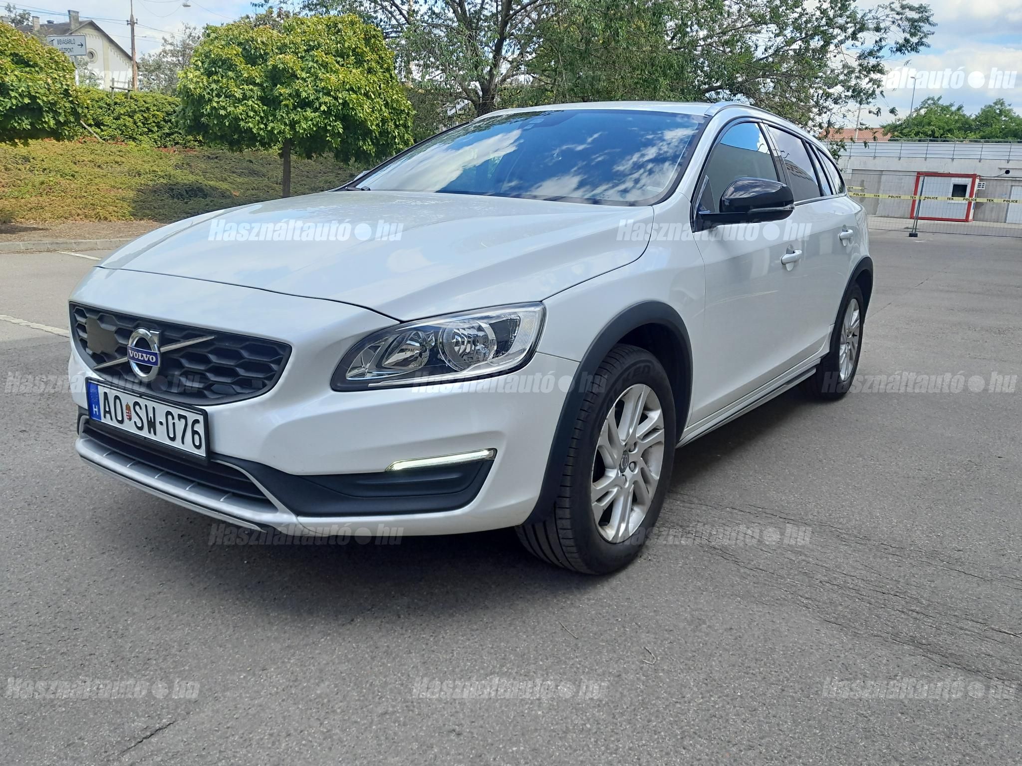 VOLVO V60 2018/3 - 1