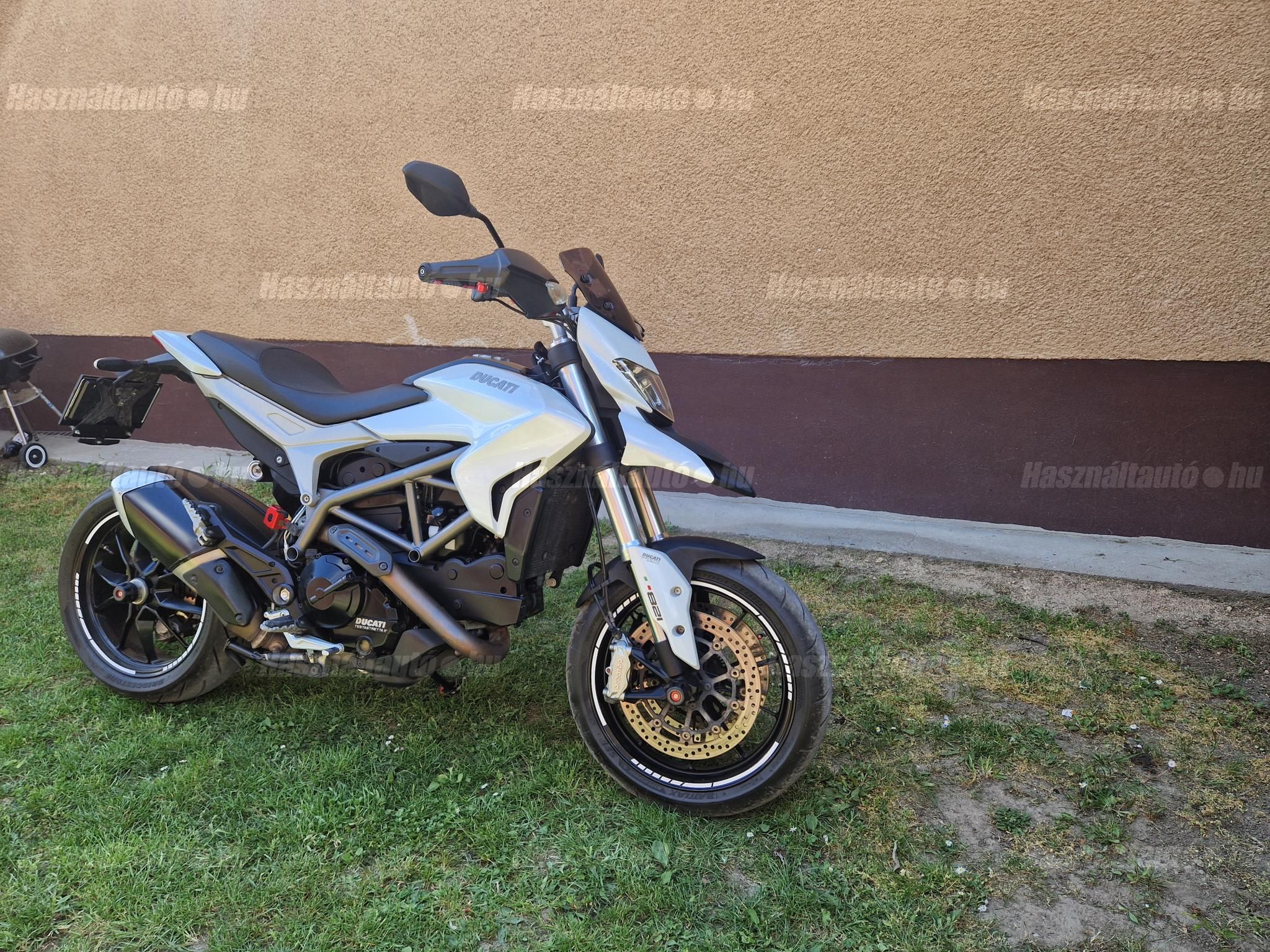 DUCATI HYPERSTRADA 2013/4 - 1