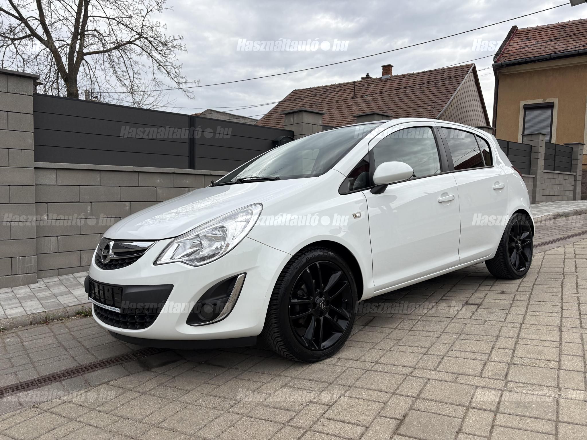 OPEL CORSA D 2011/12 - 1