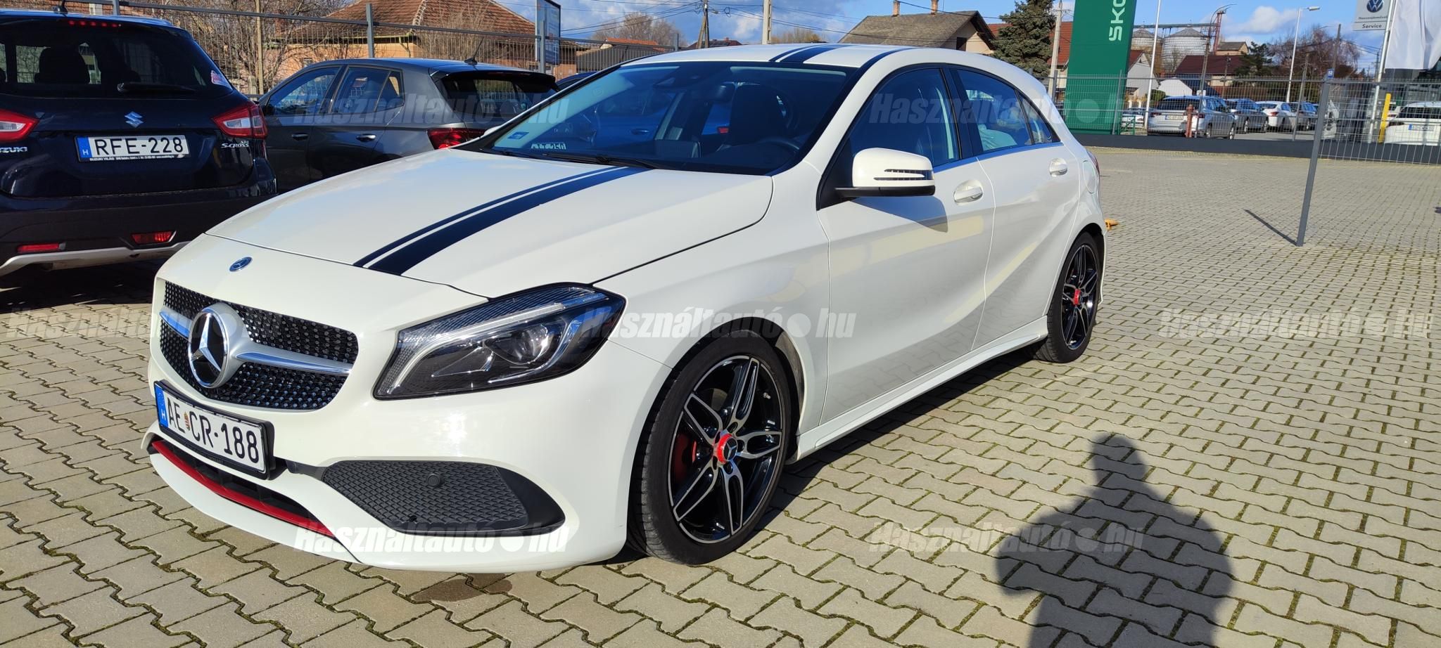 MERCEDES-BENZ A 180 2017/11 - 1
