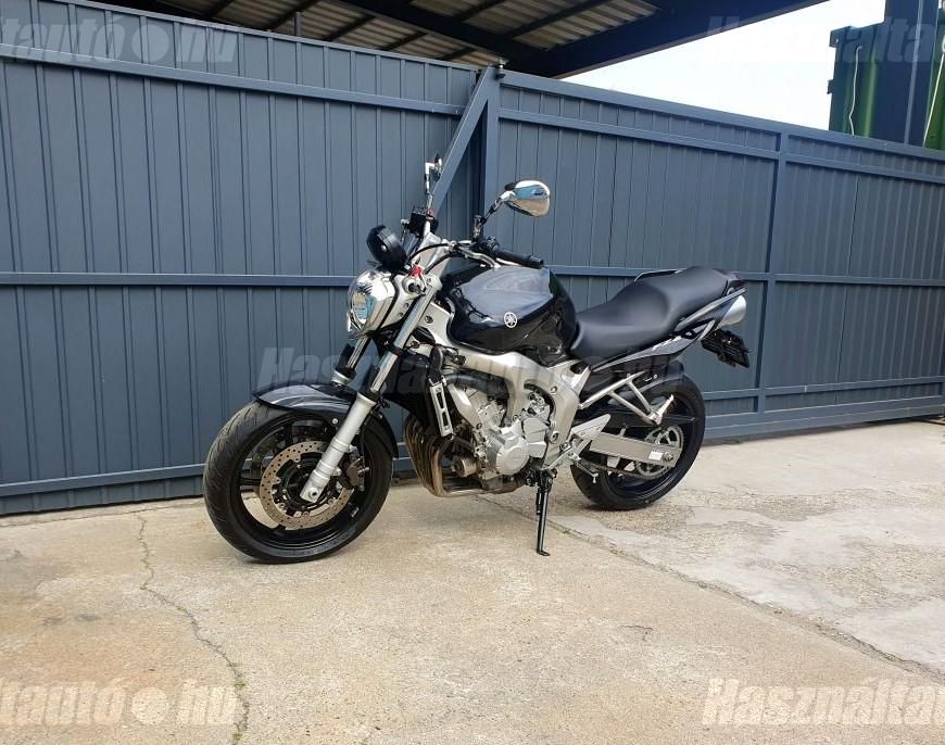 YAMAHA FZ6-N 2008/4 - 1