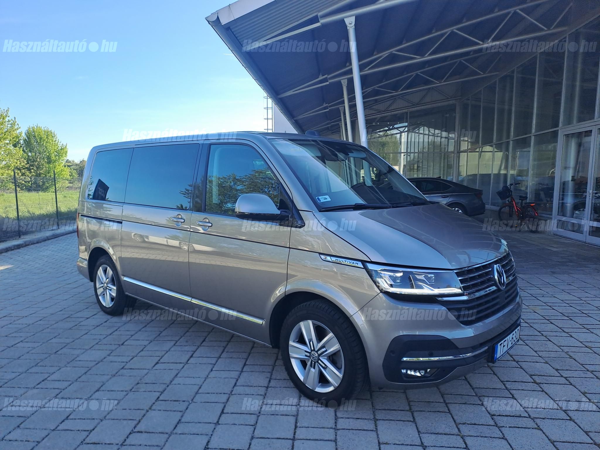 VOLKSWAGEN MULTIVAN 2022/5 - 1