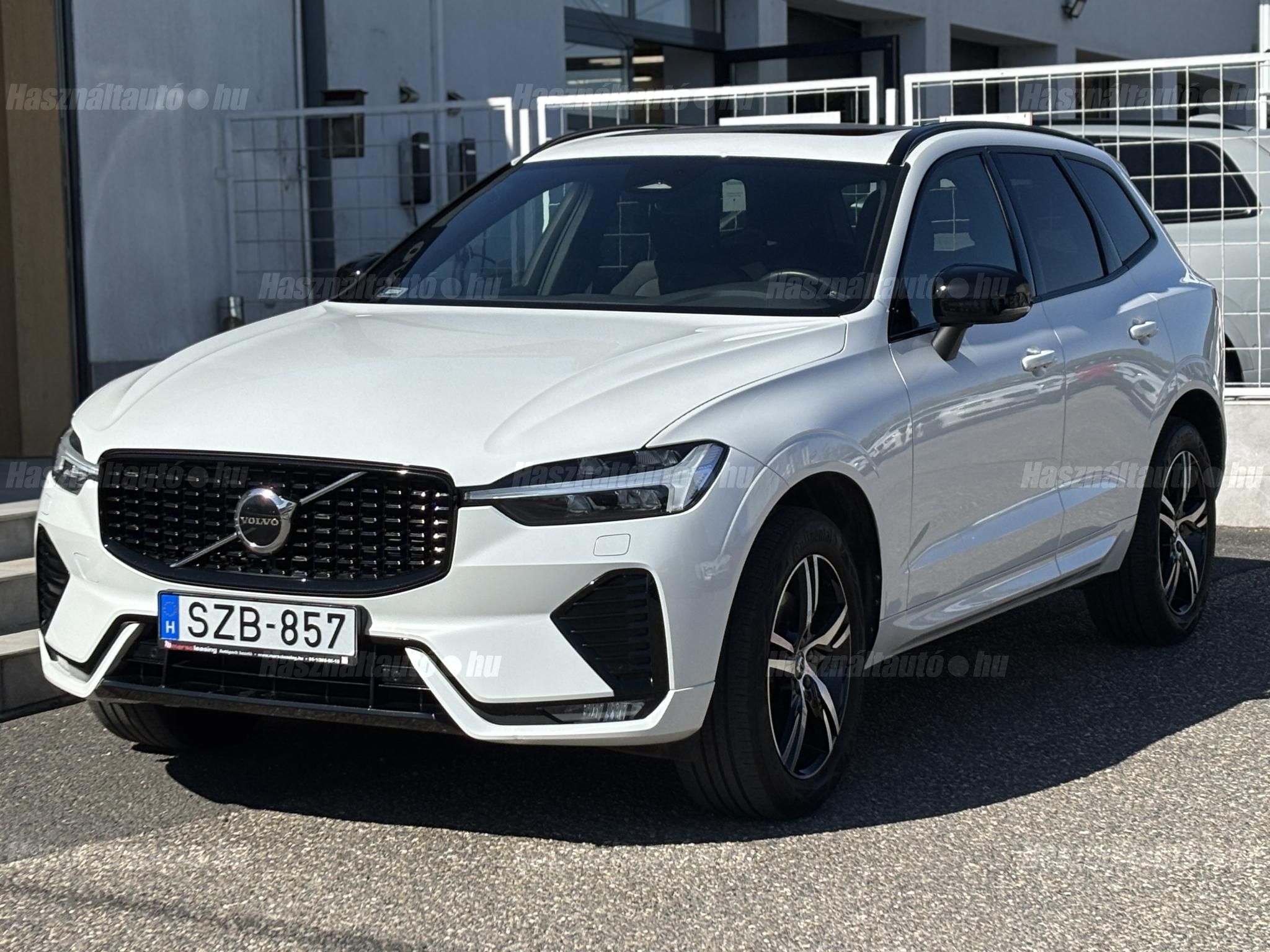 VOLVO XC60 2021/11 - 1
