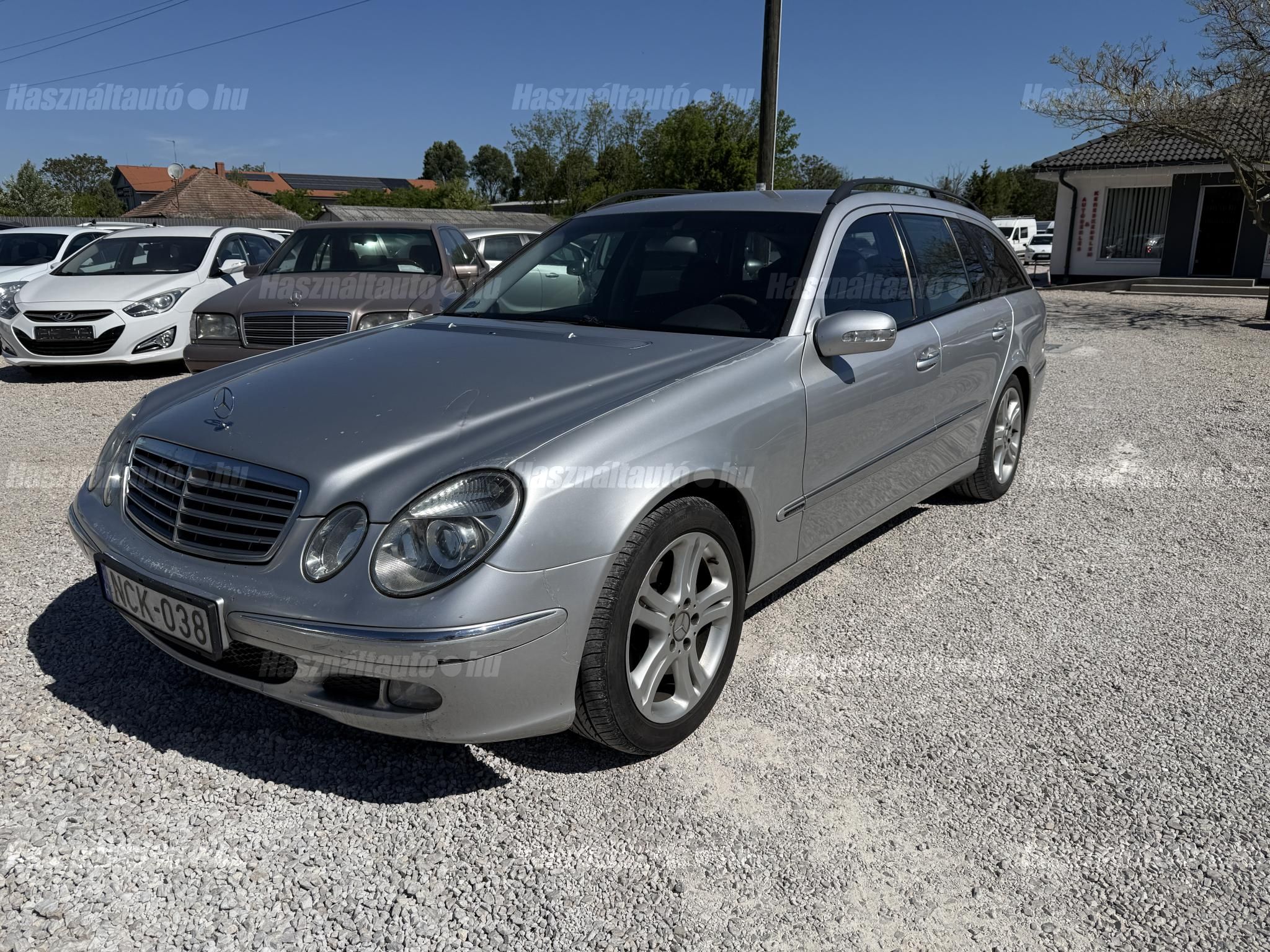 MERCEDES-BENZ E 270 2004/4 - 1