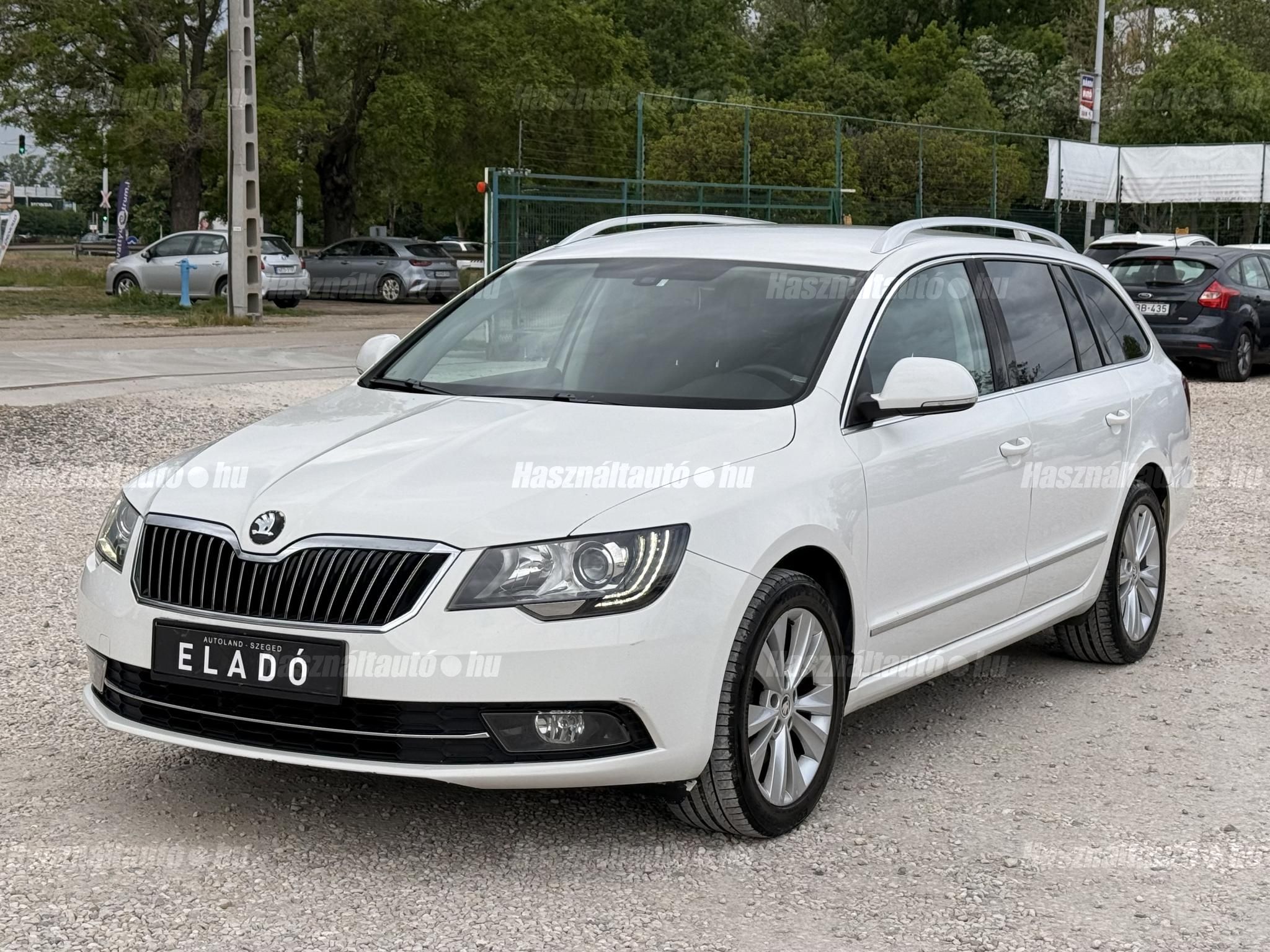 SKODA SUPERB 2015/6 - 1