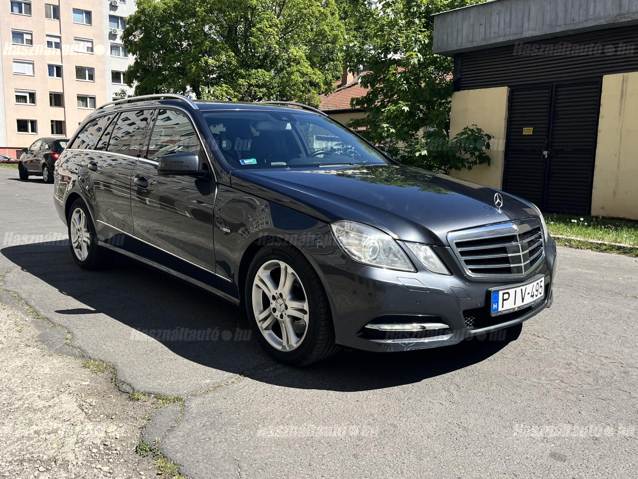 MERCEDES-BENZ E 300 2011/2 - 1