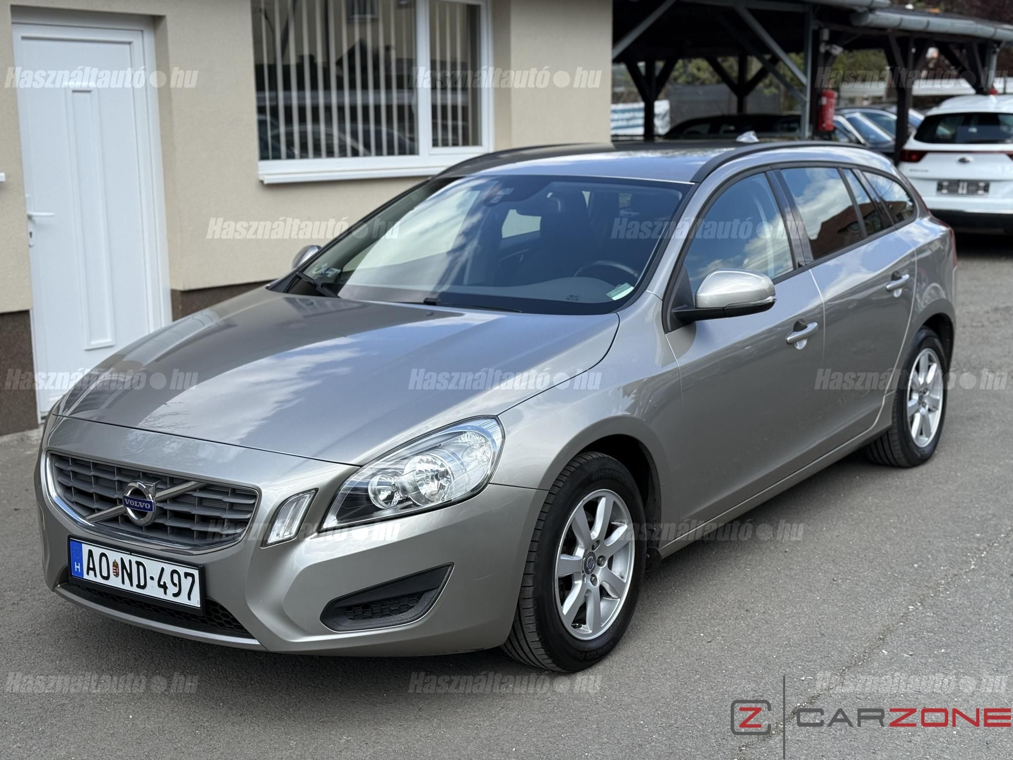 VOLVO V60 2012/10 - 1