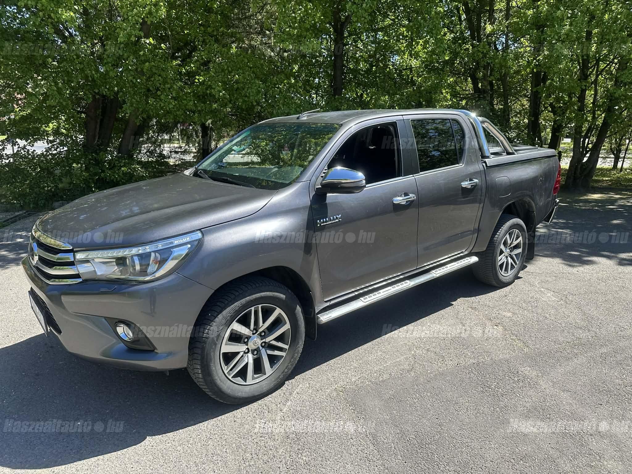 TOYOTA HILUX 2020 - 1