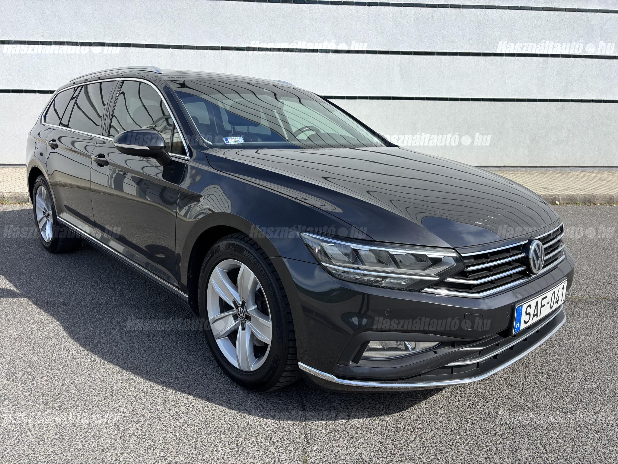 VOLKSWAGEN PASSAT 2020/1 - 1