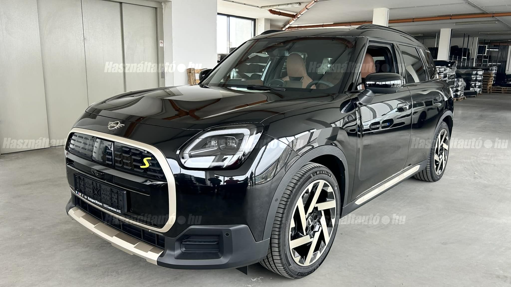 MINI COUNTRYMAN 2025/8 - 1