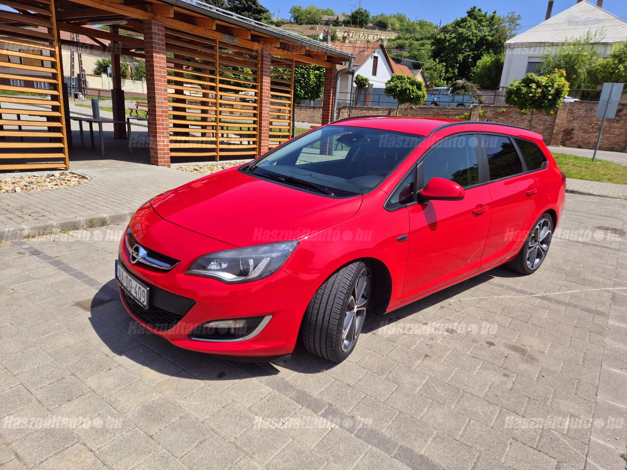 OPEL ASTRA J 2013/2 - 1