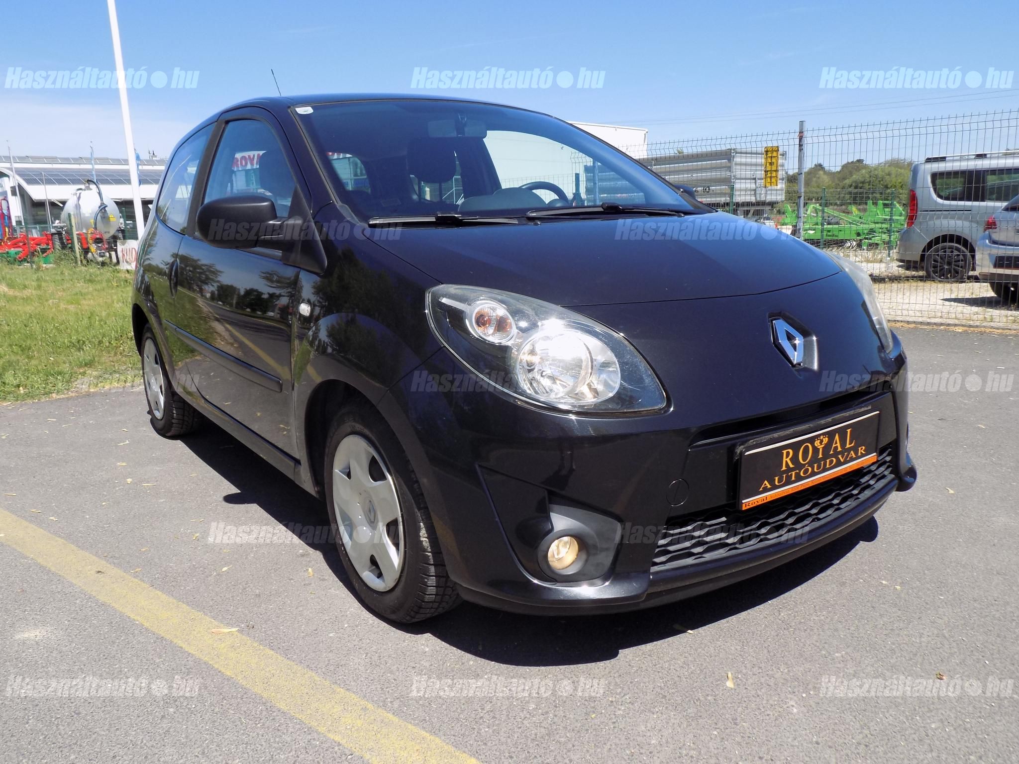 RENAULT TWINGO 2010/6 - 1