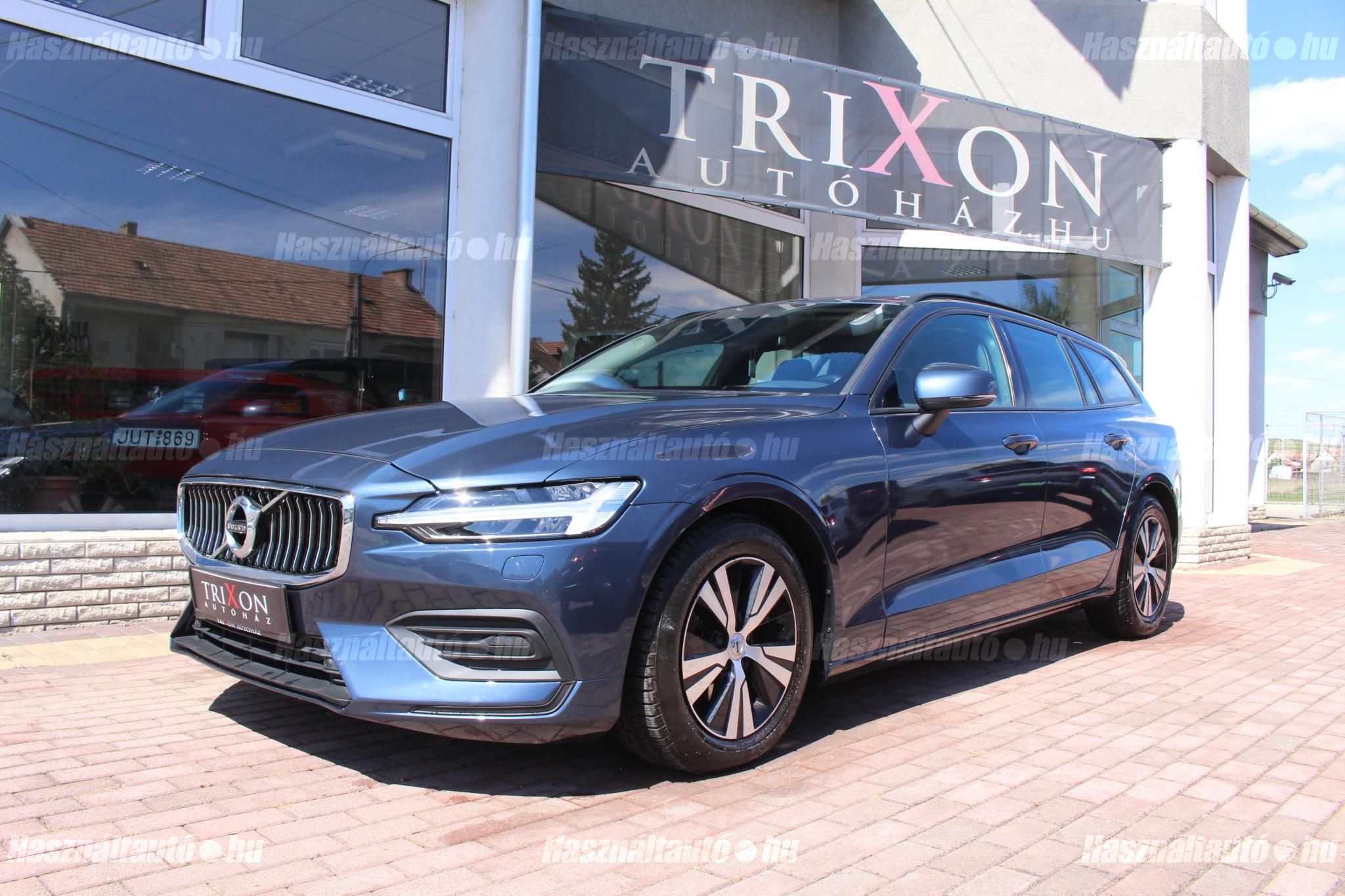 VOLVO V60 2019/1 - 1