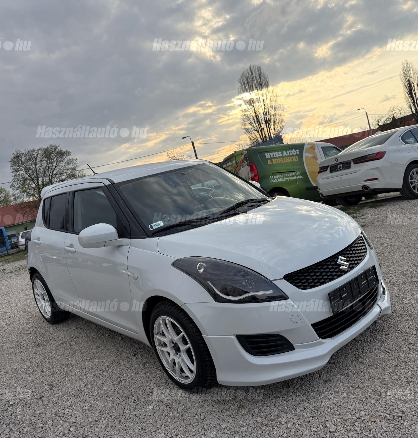 SUZUKI SWIFT 2013/7 - 1