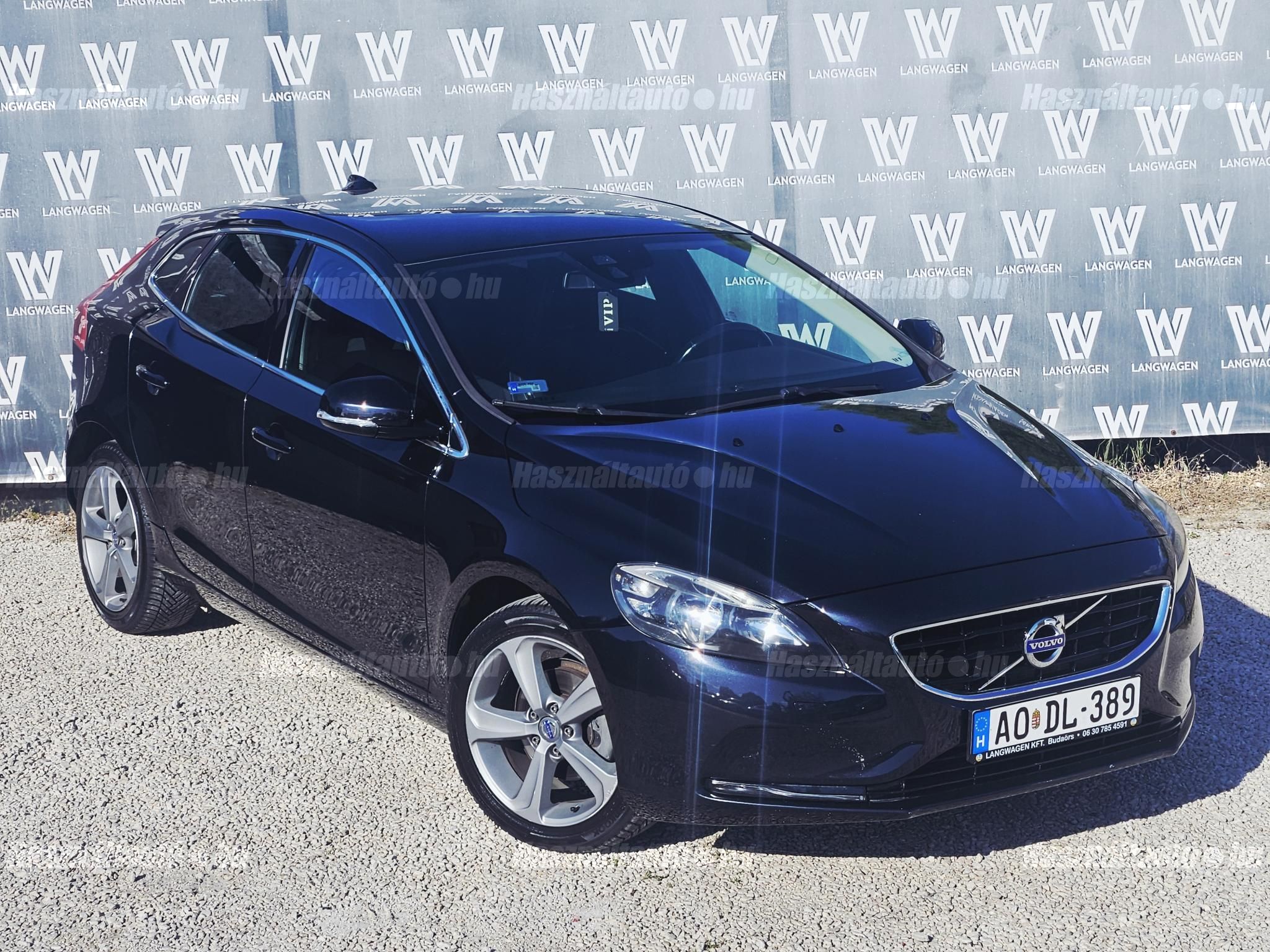 VOLVO V40 2012/10 - 1