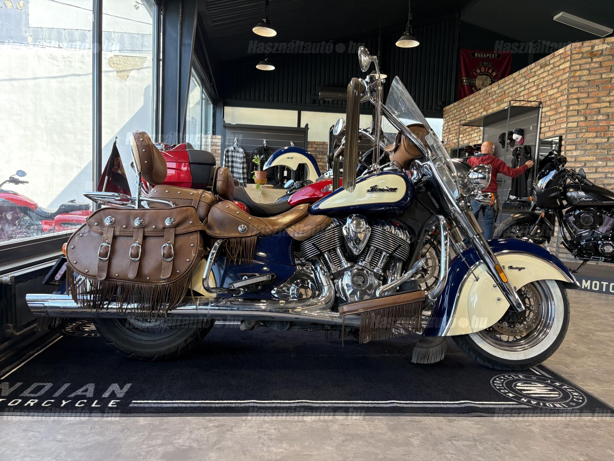 INDIAN CHIEF VINTAGE 2017/8 - 1