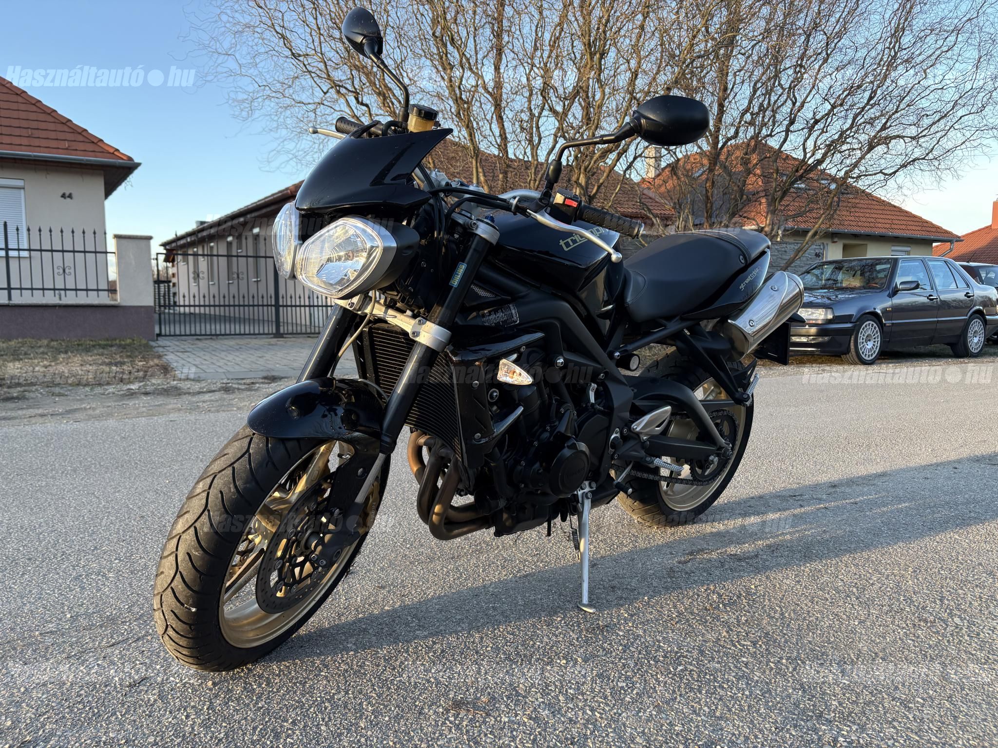 TRIUMPH STREET TRIPLE 675 R 2012/1 - 1