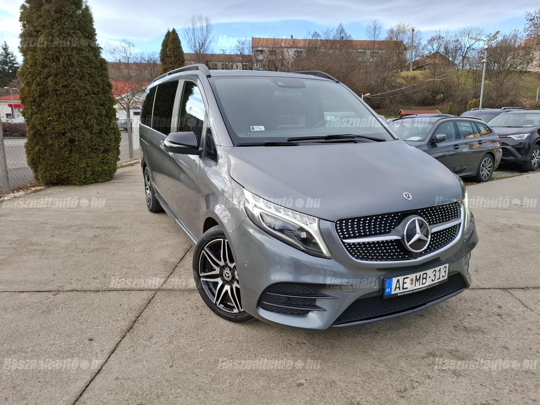 MERCEDES-BENZ V-OSZTÁLY 2021/5 - 1