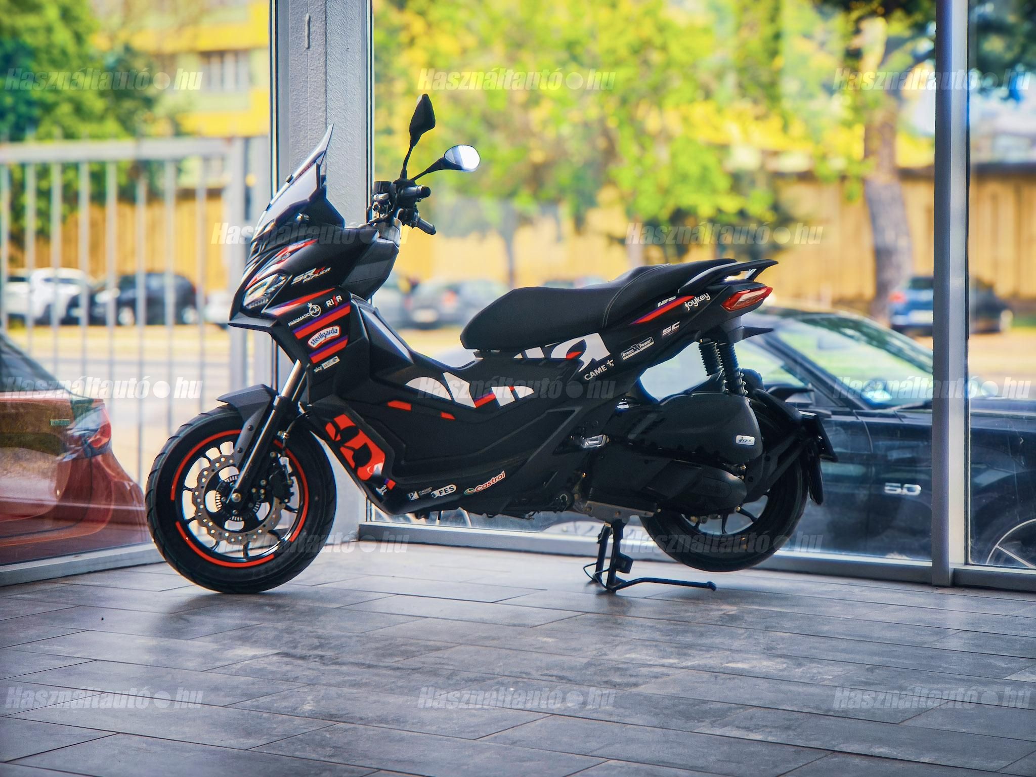 APRILIA SR GT 125 2026/6 - 1