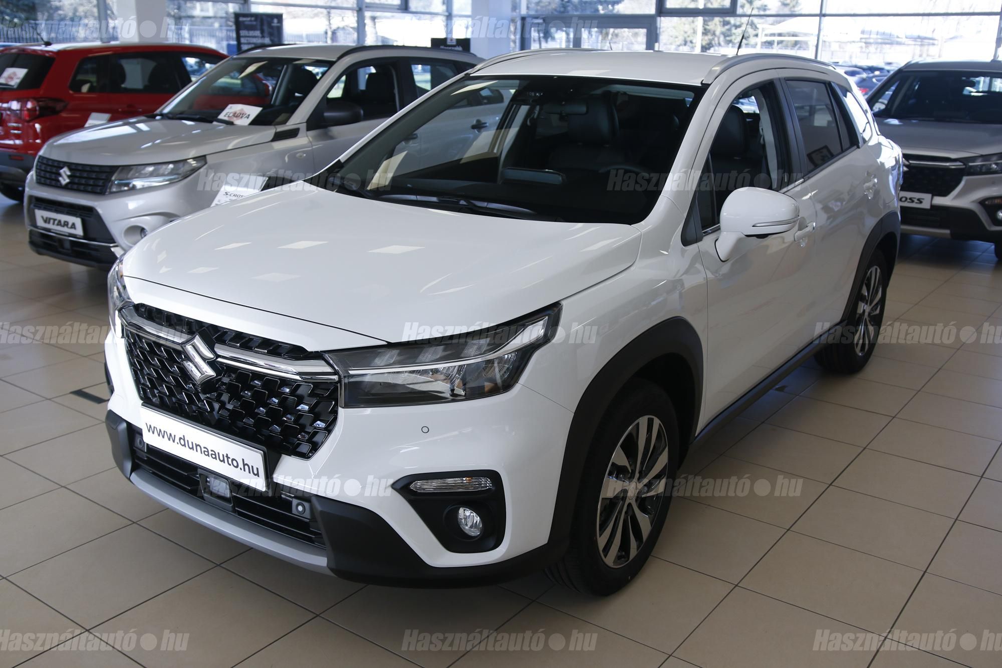 SUZUKI S-CROSS 2026 - 1