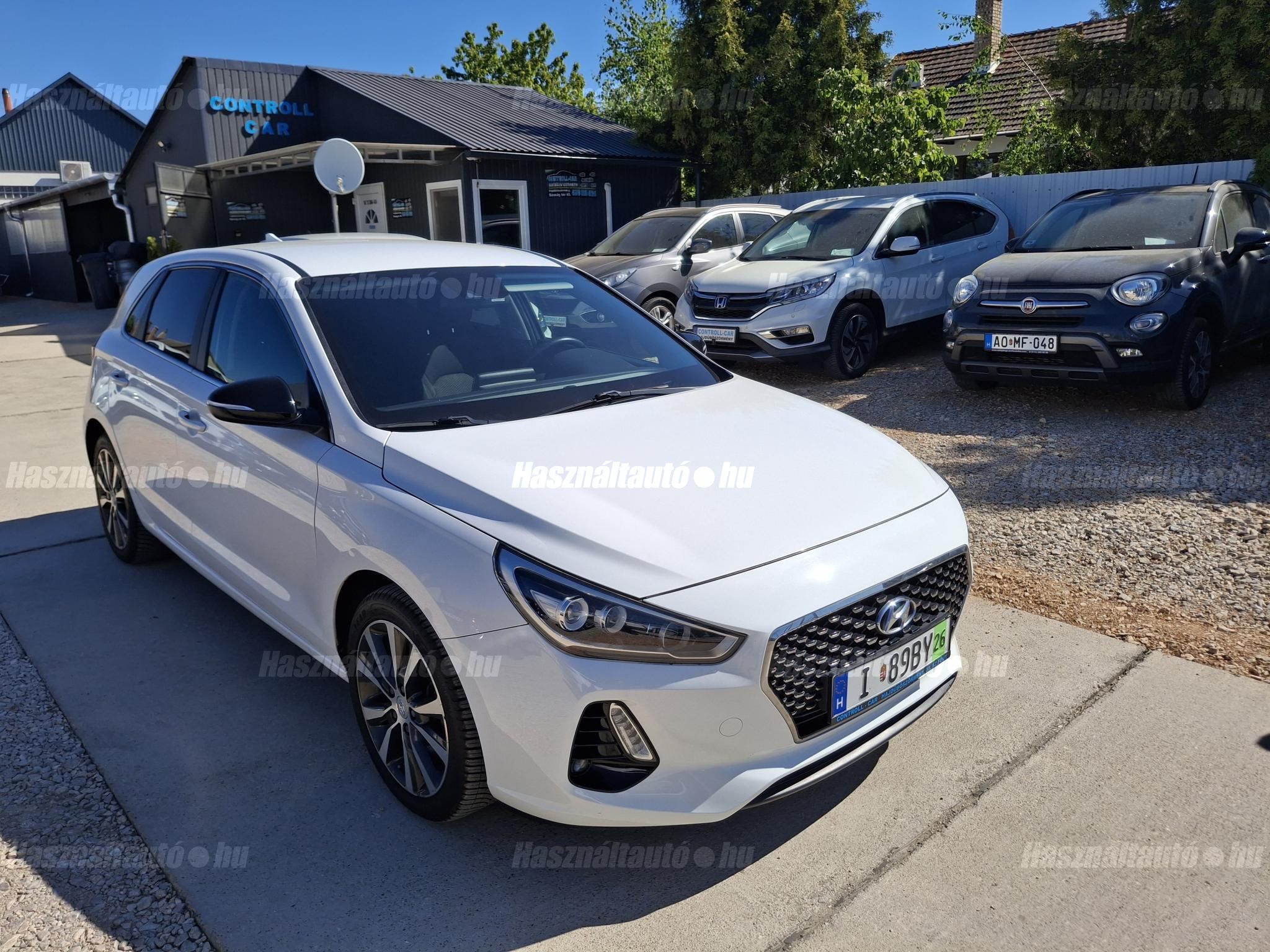 HYUNDAI I30 2017/6 - 1