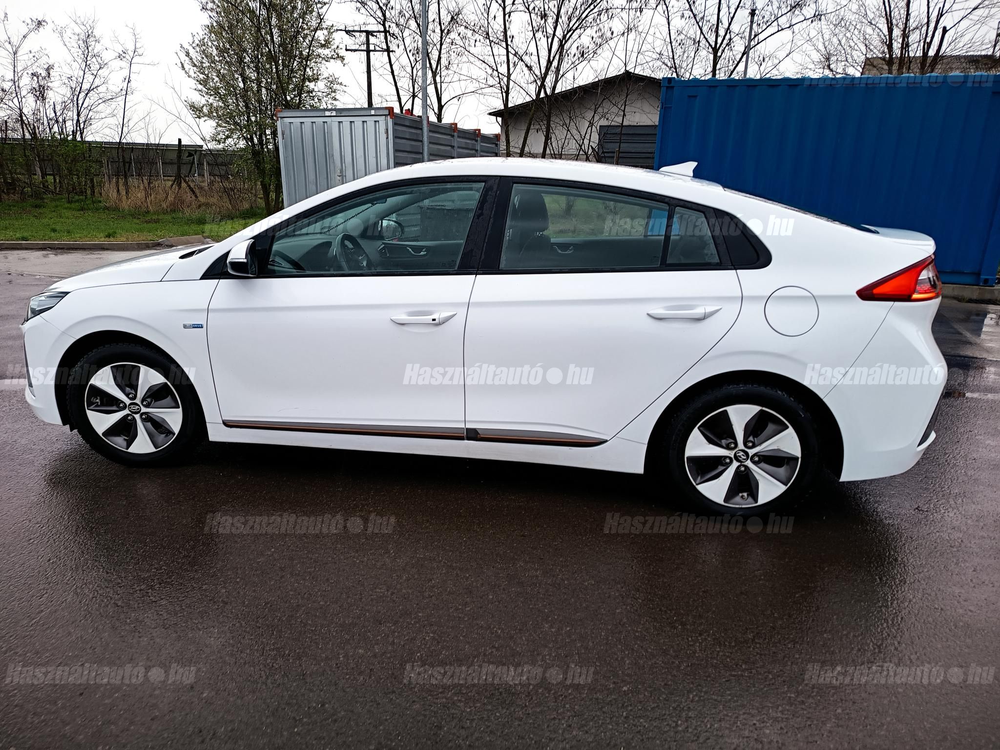 HYUNDAI IONIQ 2018/3 - 1