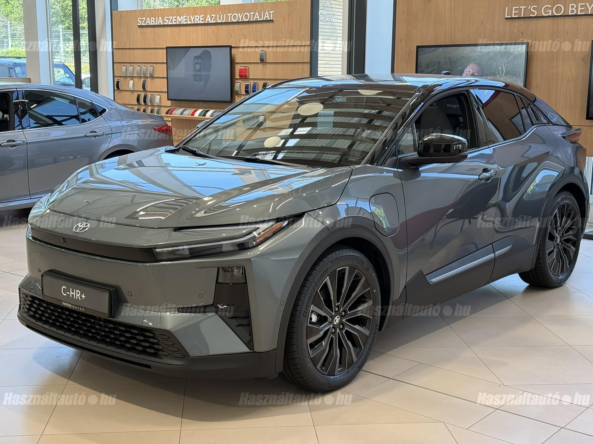 TOYOTA C-HR 2026 - 1
