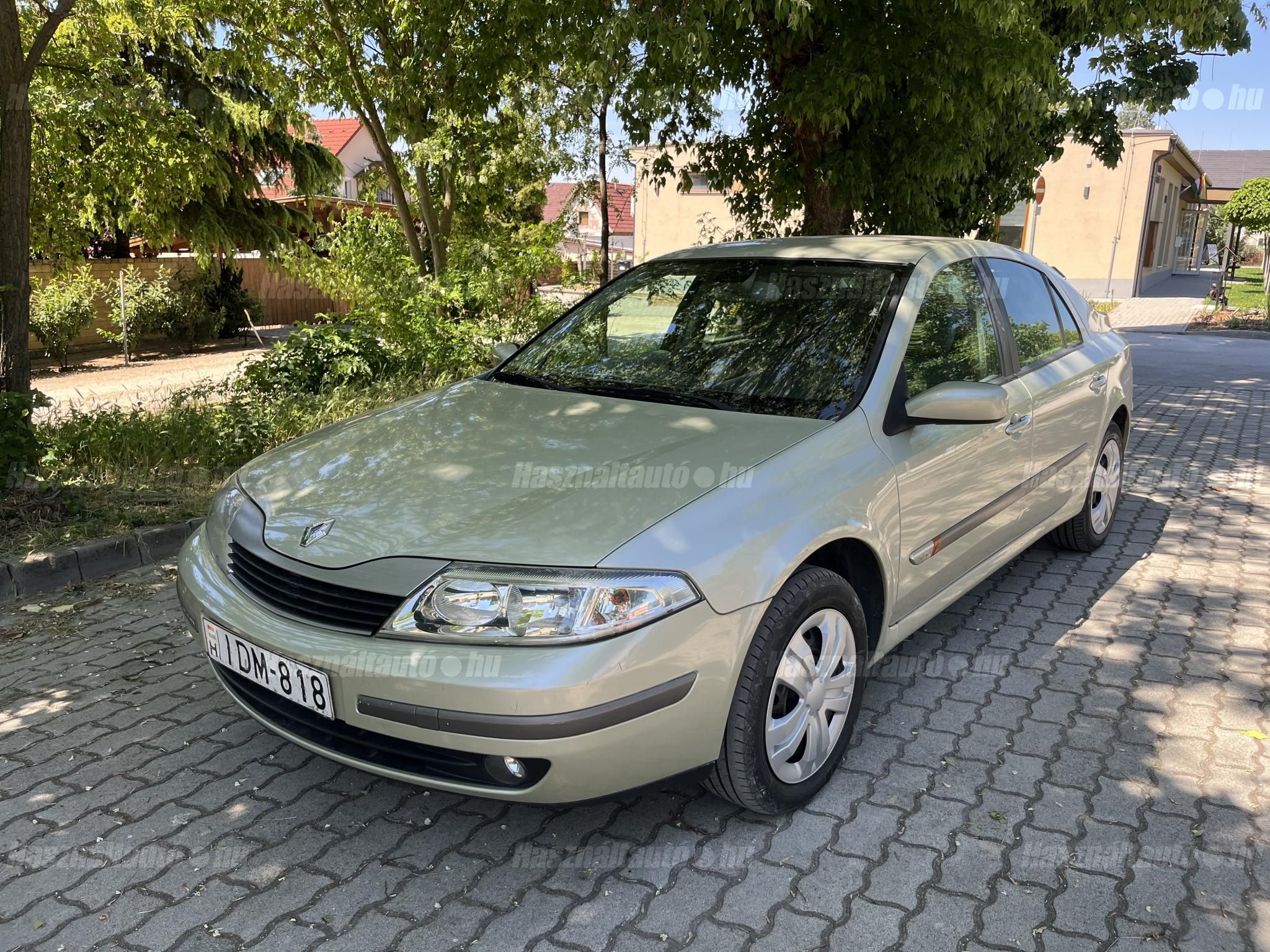 RENAULT LAGUNA 2002/8 - 1
