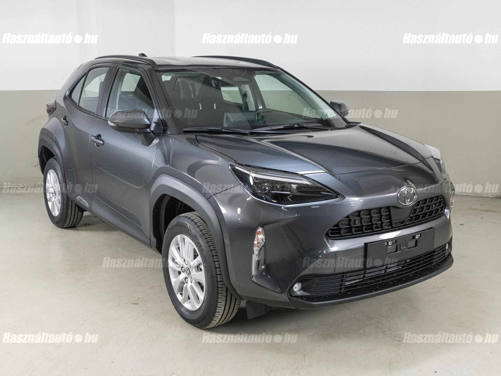 TOYOTA YARIS CROSS 2026/4 - 1