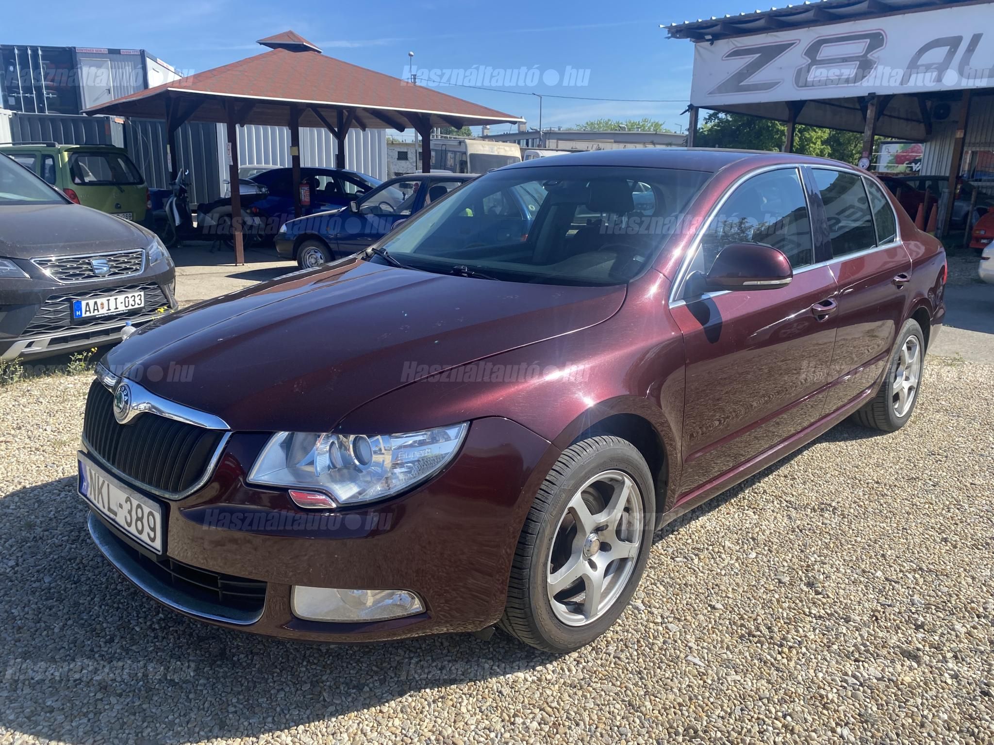 SKODA SUPERB 2010/8 - 1