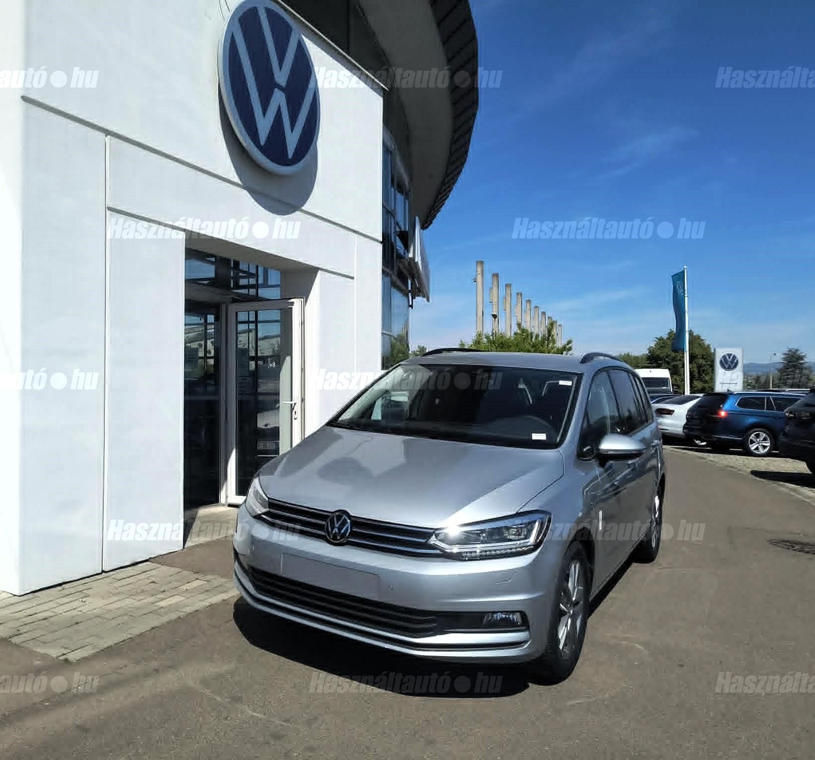 VOLKSWAGEN TOURAN 2026/5 - 1