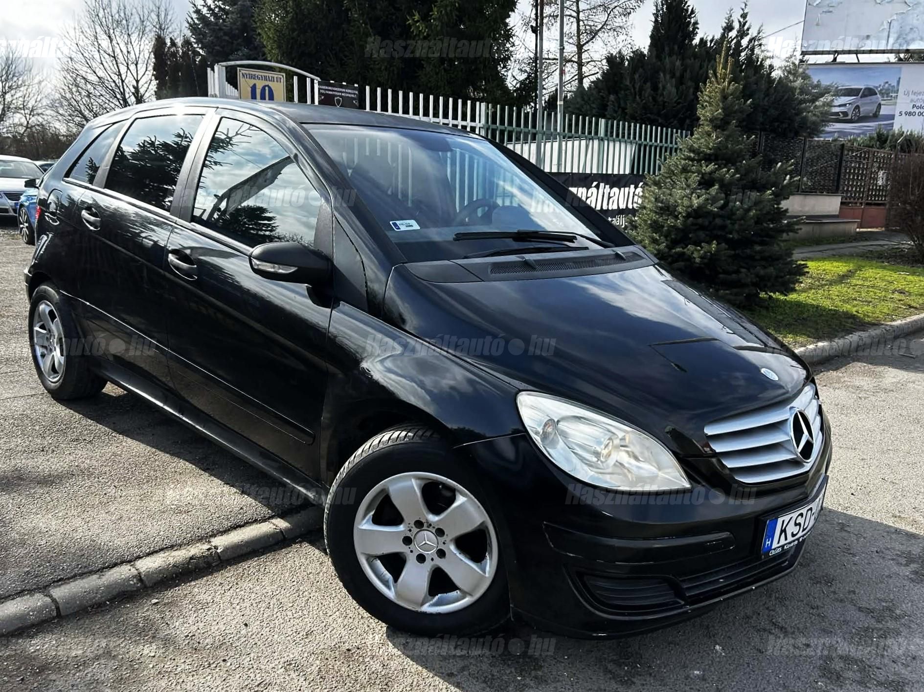 MERCEDES-BENZ B 180 2006/9 - 1