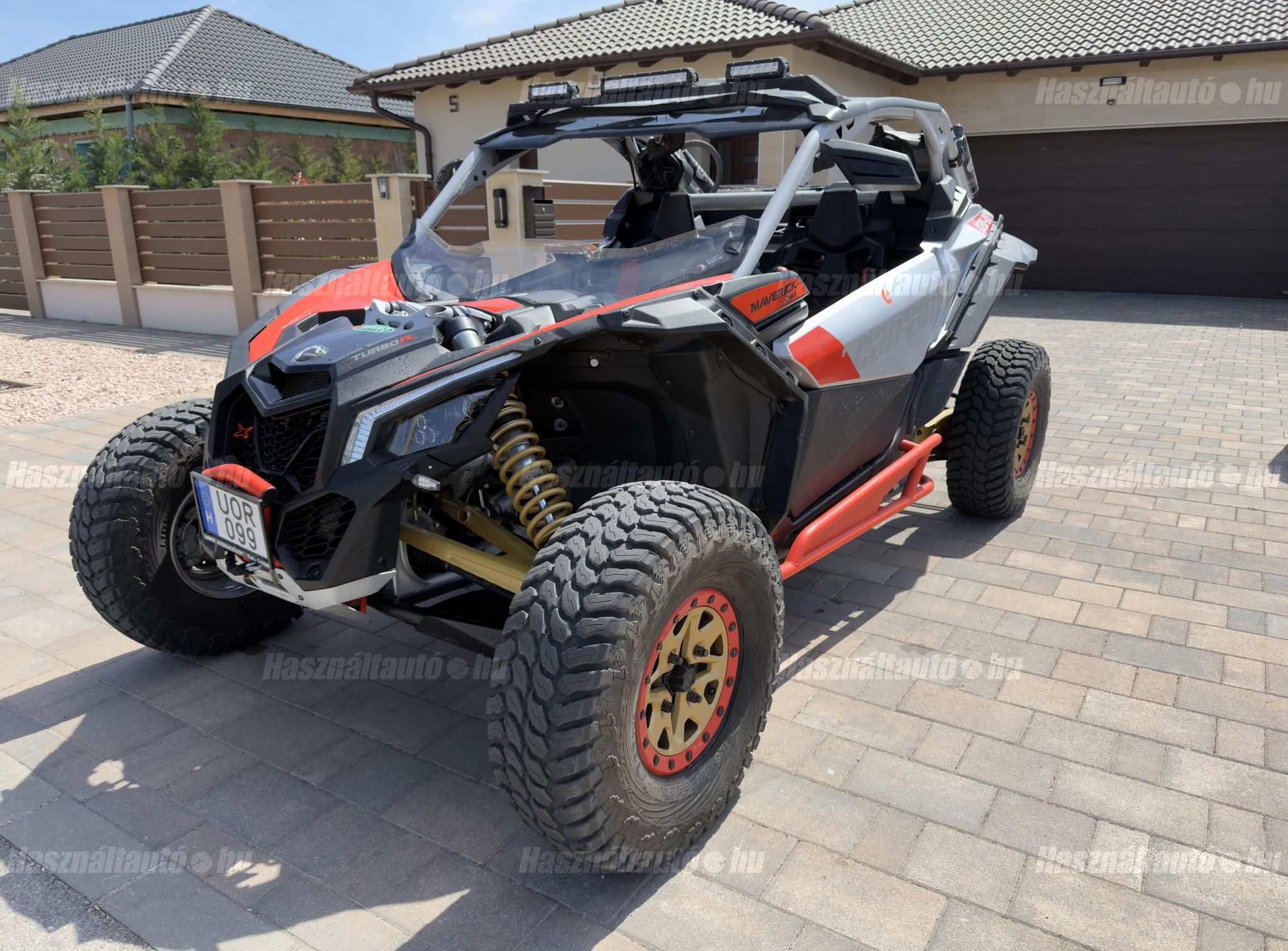 CAN-AM MAVERICK 2018/10 - 1
