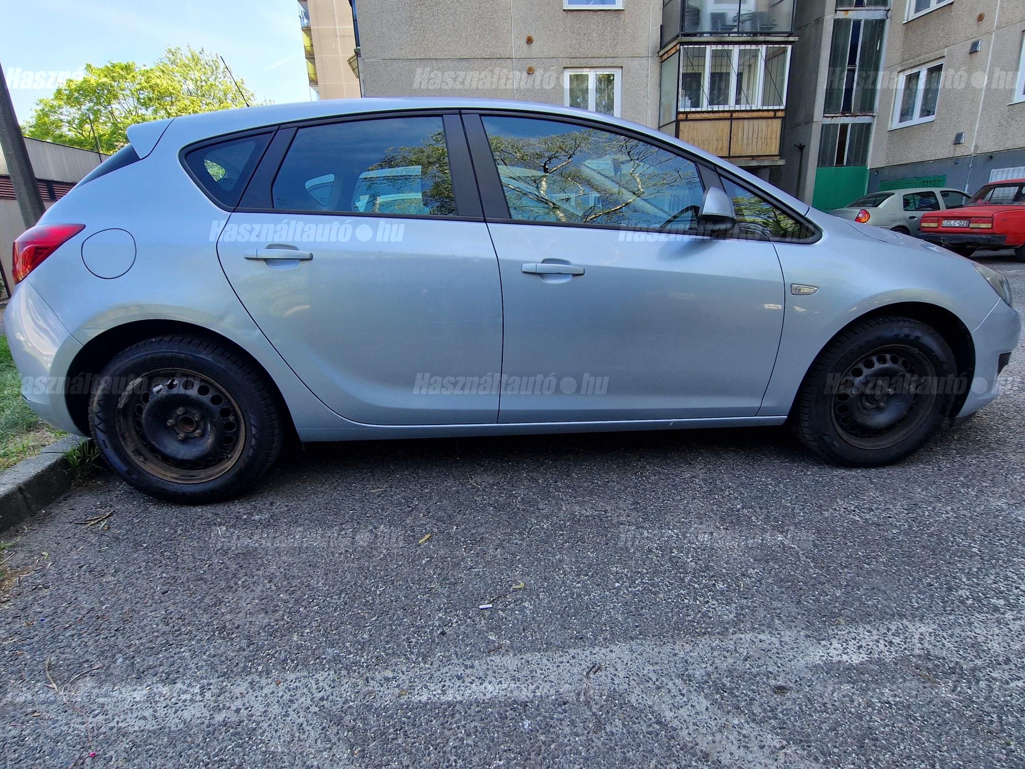 OPEL ASTRA J 2015/10 - 1