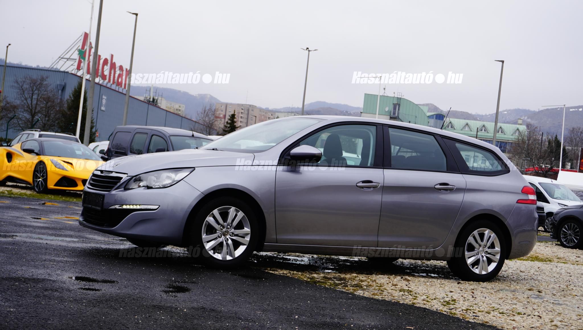 PEUGEOT 308 2017 - 1