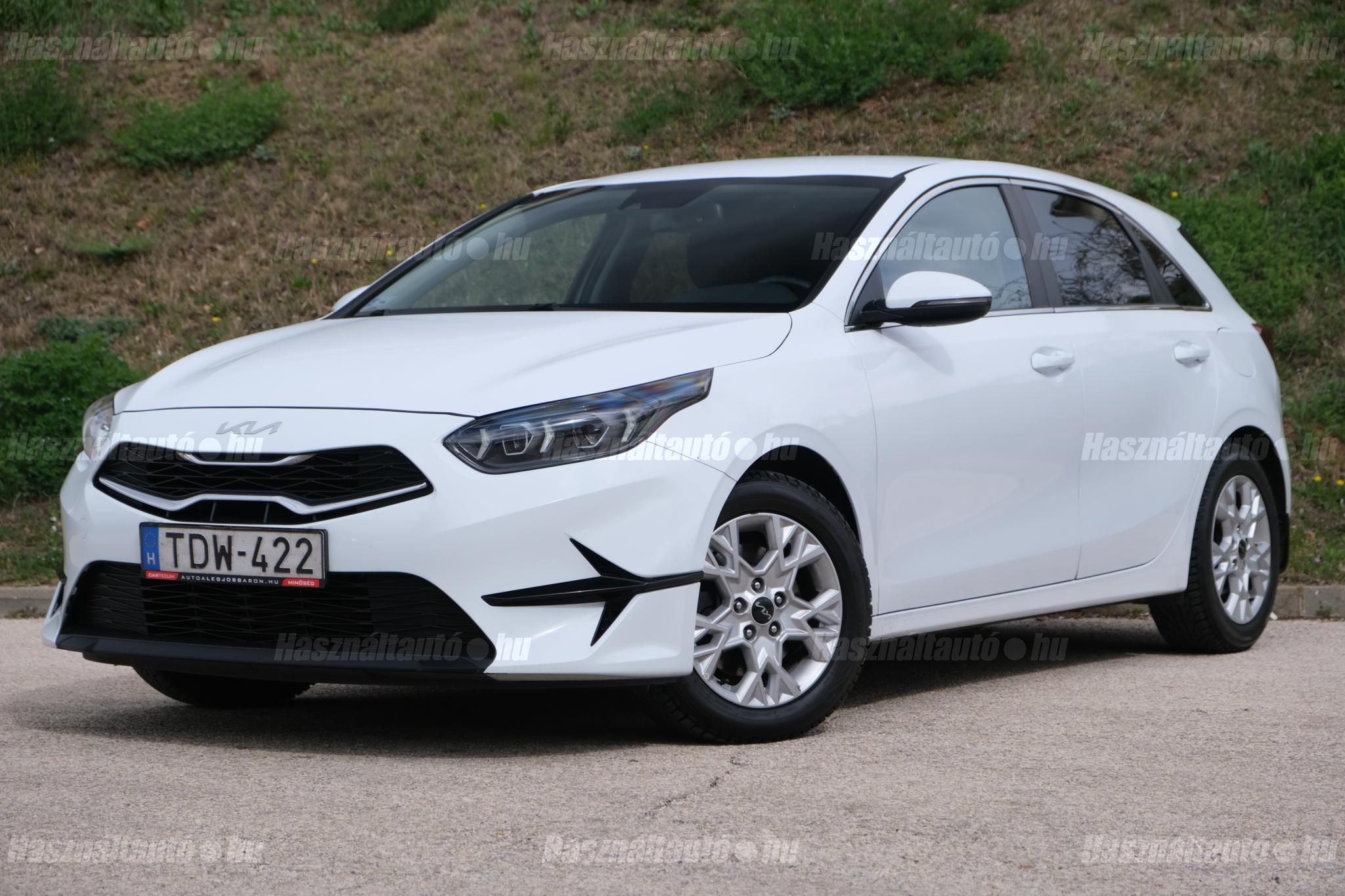 KIA CEE'D 2022/4 - 1