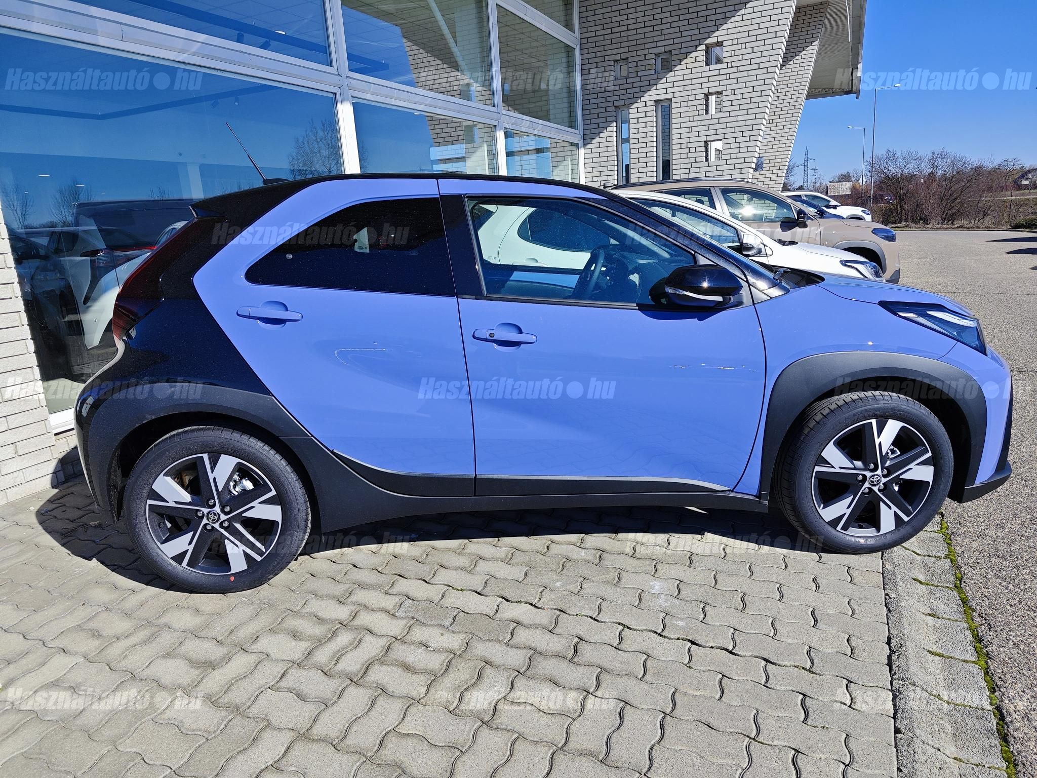 TOYOTA AYGO 2026 - 1