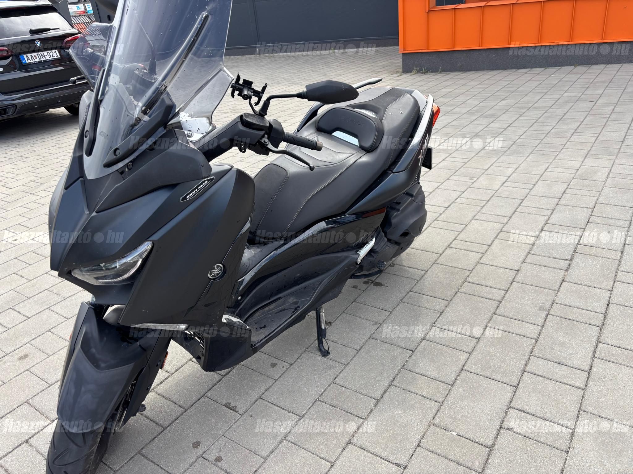 YAMAHA X-MAX 400 2019 - 1