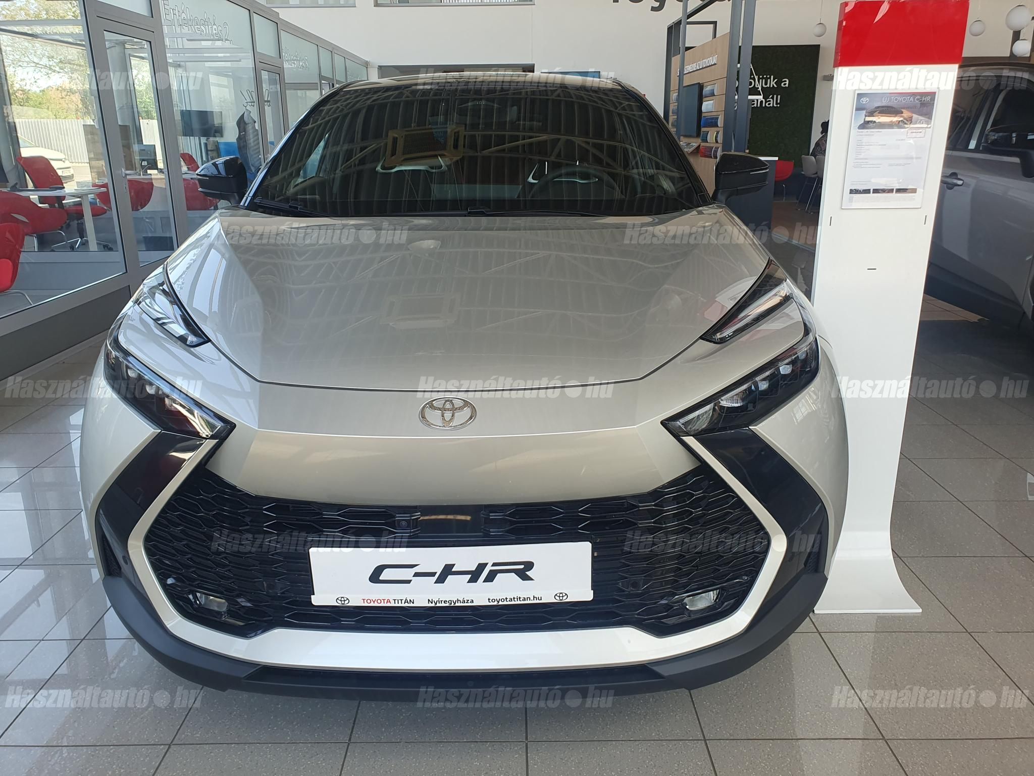 TOYOTA C-HR 2026 - 1