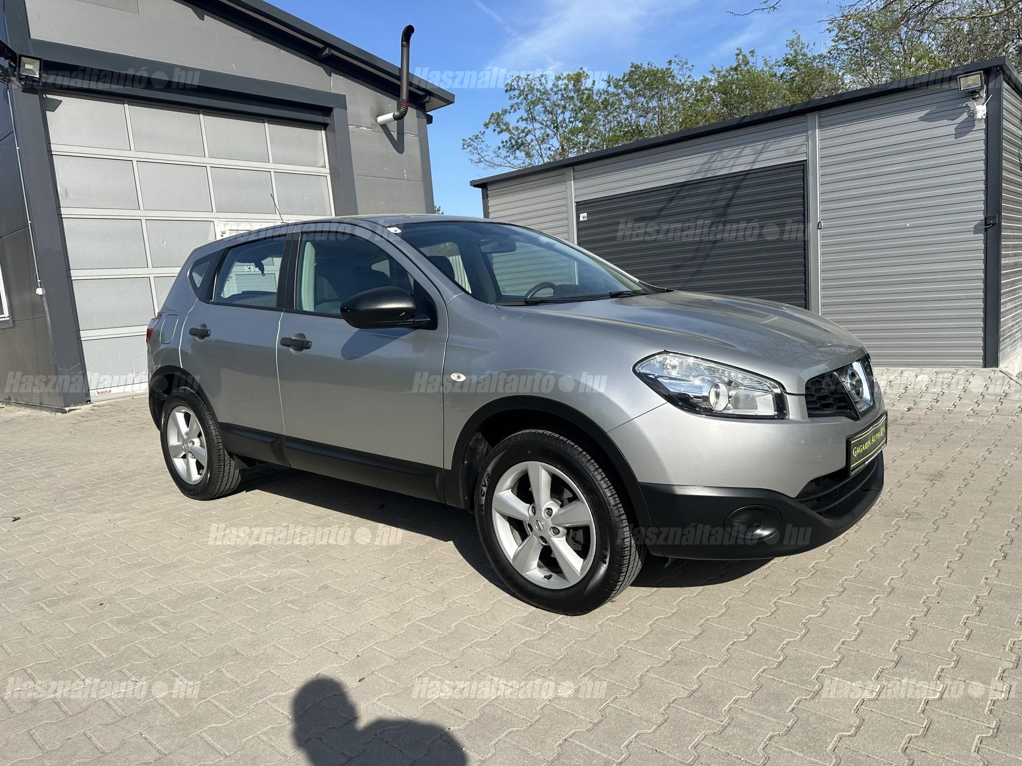 NISSAN QASHQAI 2010/11 - 1