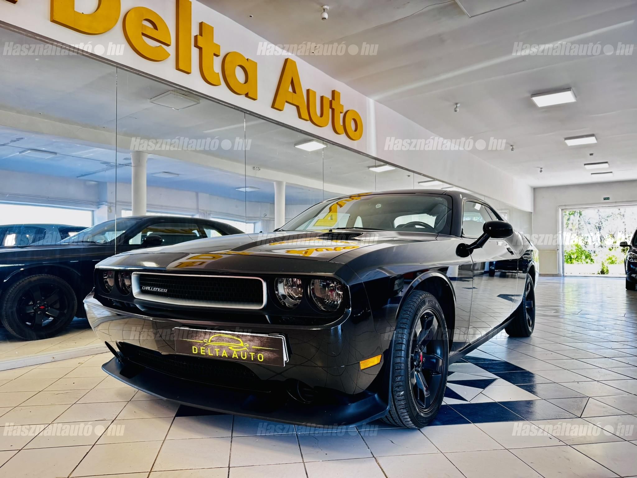 DODGE CHALLENGER 2011/12 - 1