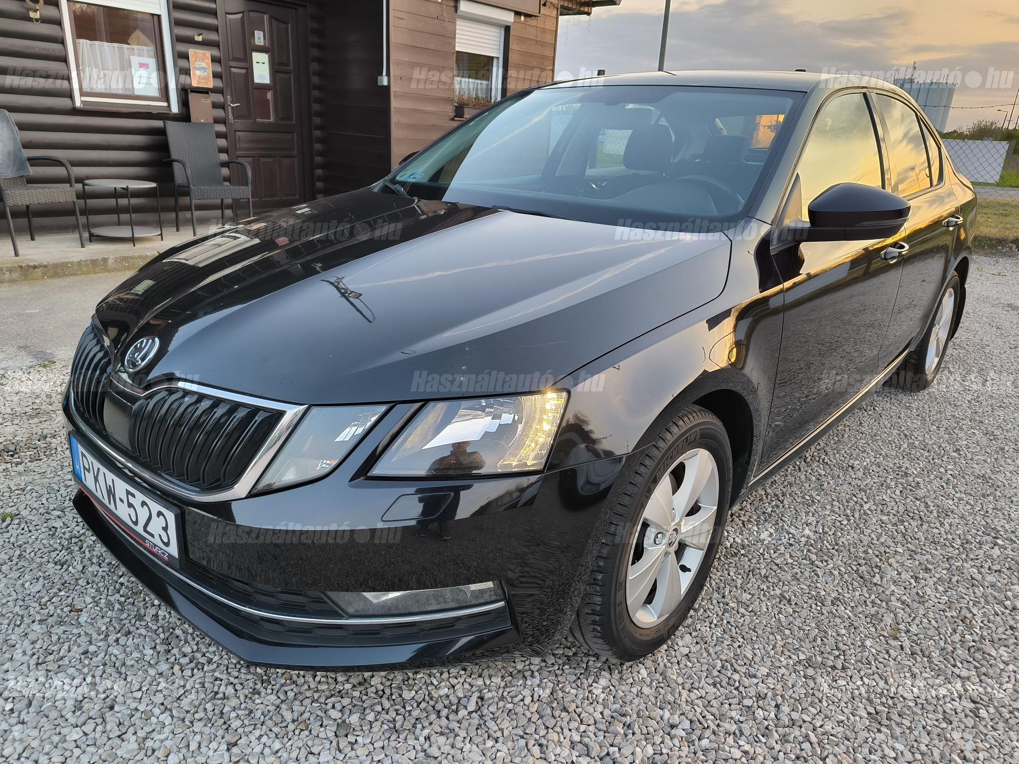 SKODA OCTAVIA 2017/10 - 1