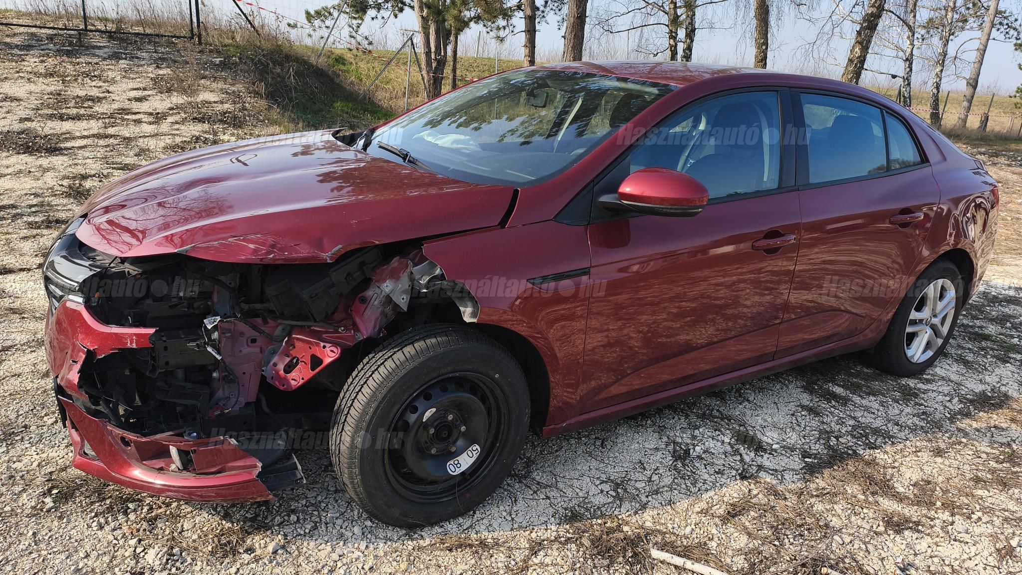 RENAULT MEGANE 2019/6 - 1