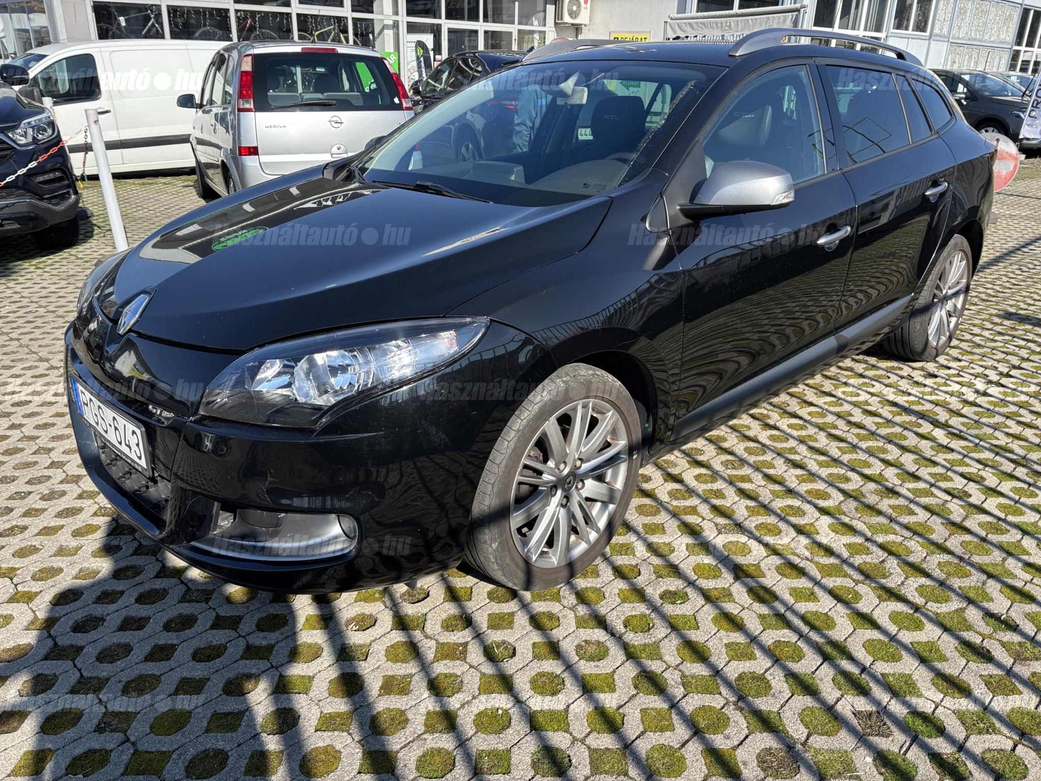 RENAULT MEGANE 2012/6 - 1