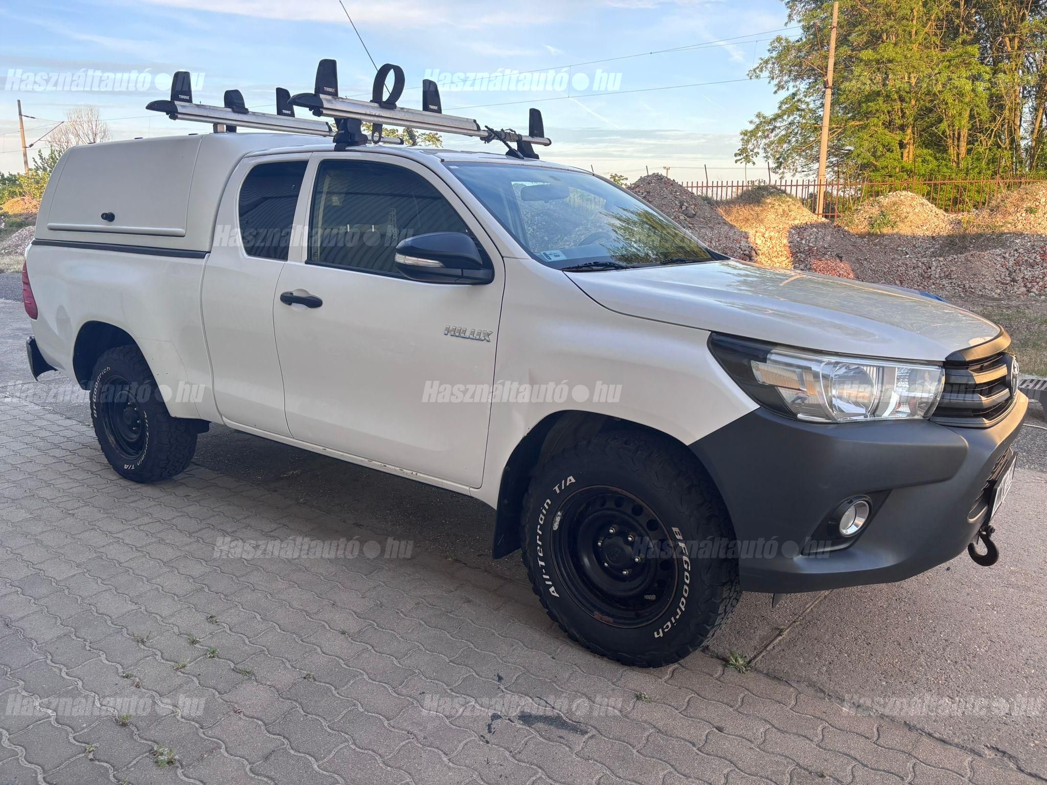 TOYOTA HILUX 2016/10 - 1