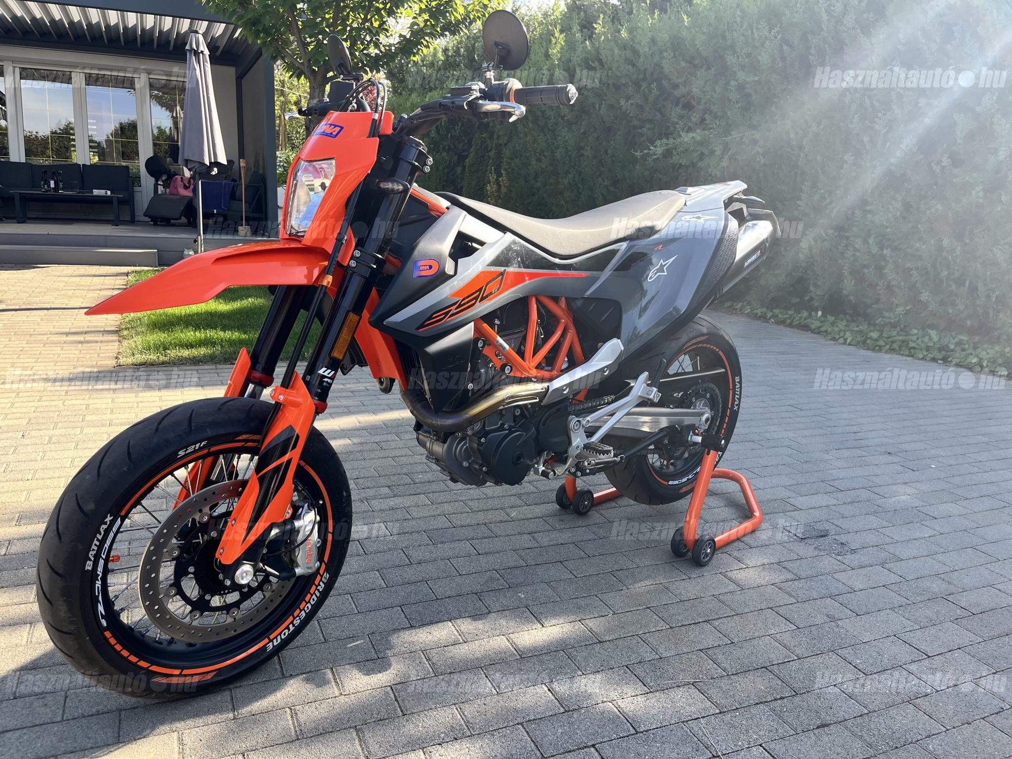 KTM 690 SMC 2022/10 - 1