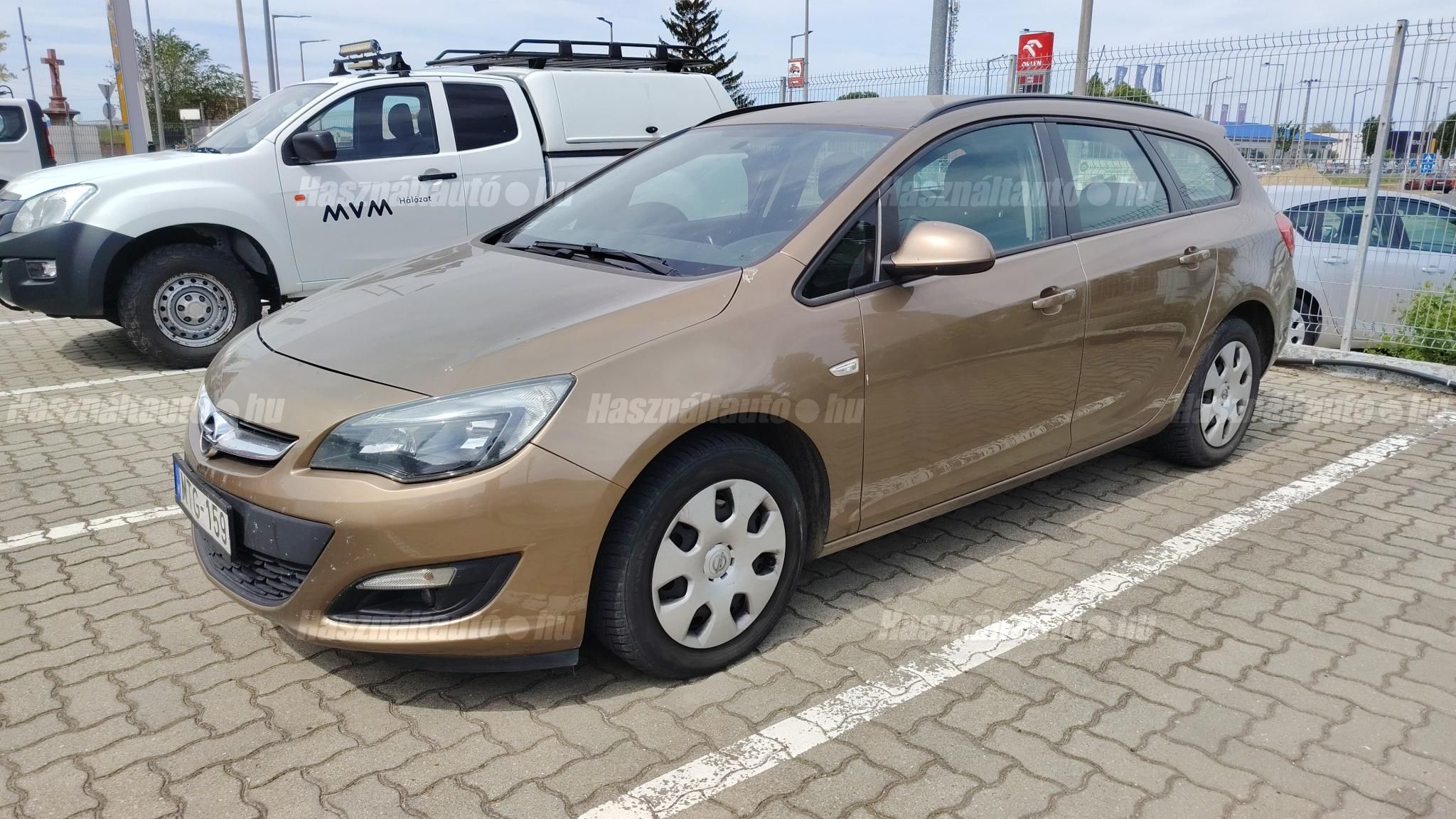 OPEL ASTRA J 2014/4 - 1