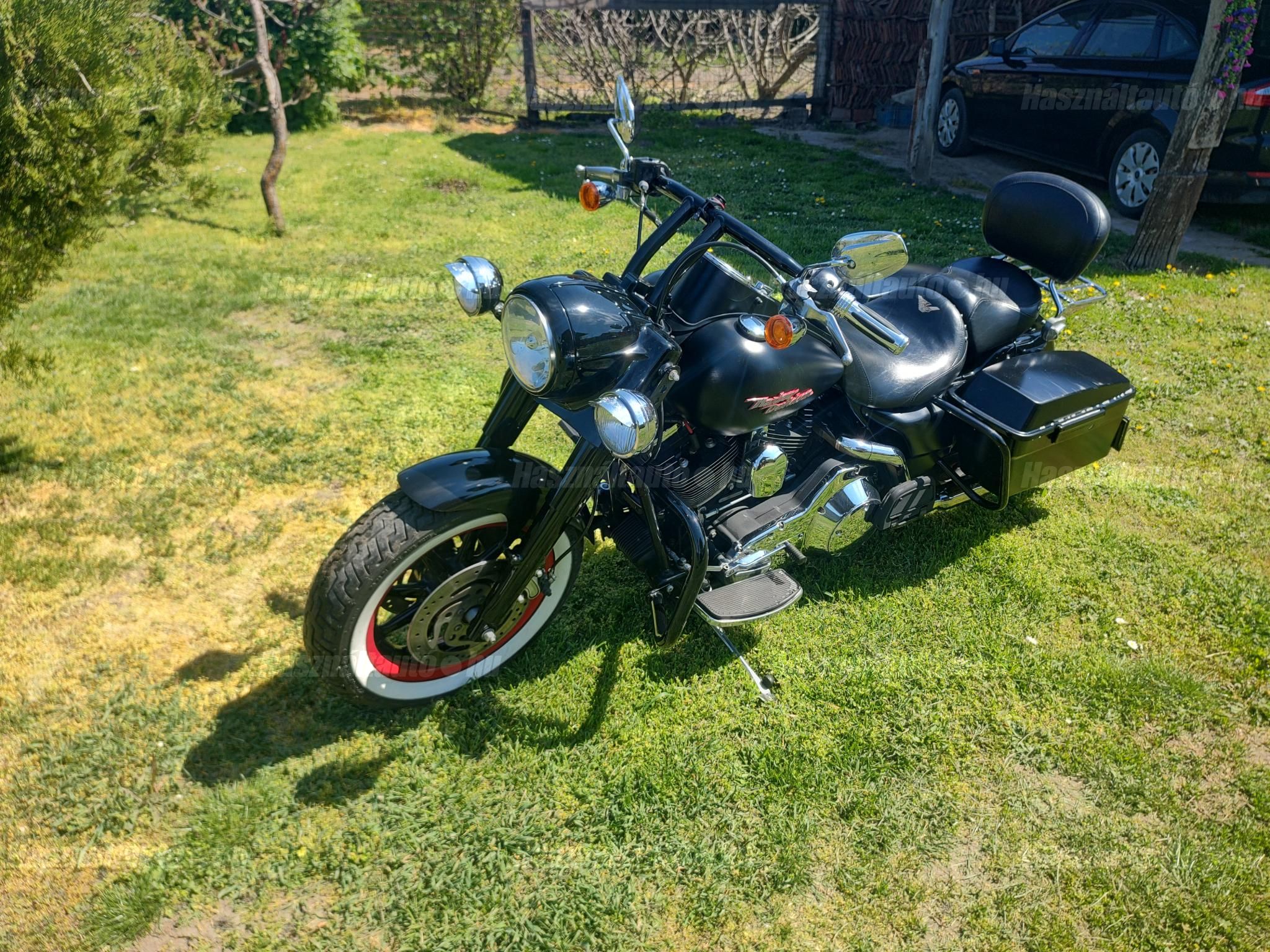 HARLEY-DAVIDSON ROAD KING 2006/12 - 1